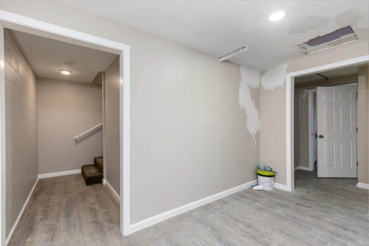 Multi Family at 31 Garfield St, Lawrence MA 01843, Lawrence, photo 9 of 29