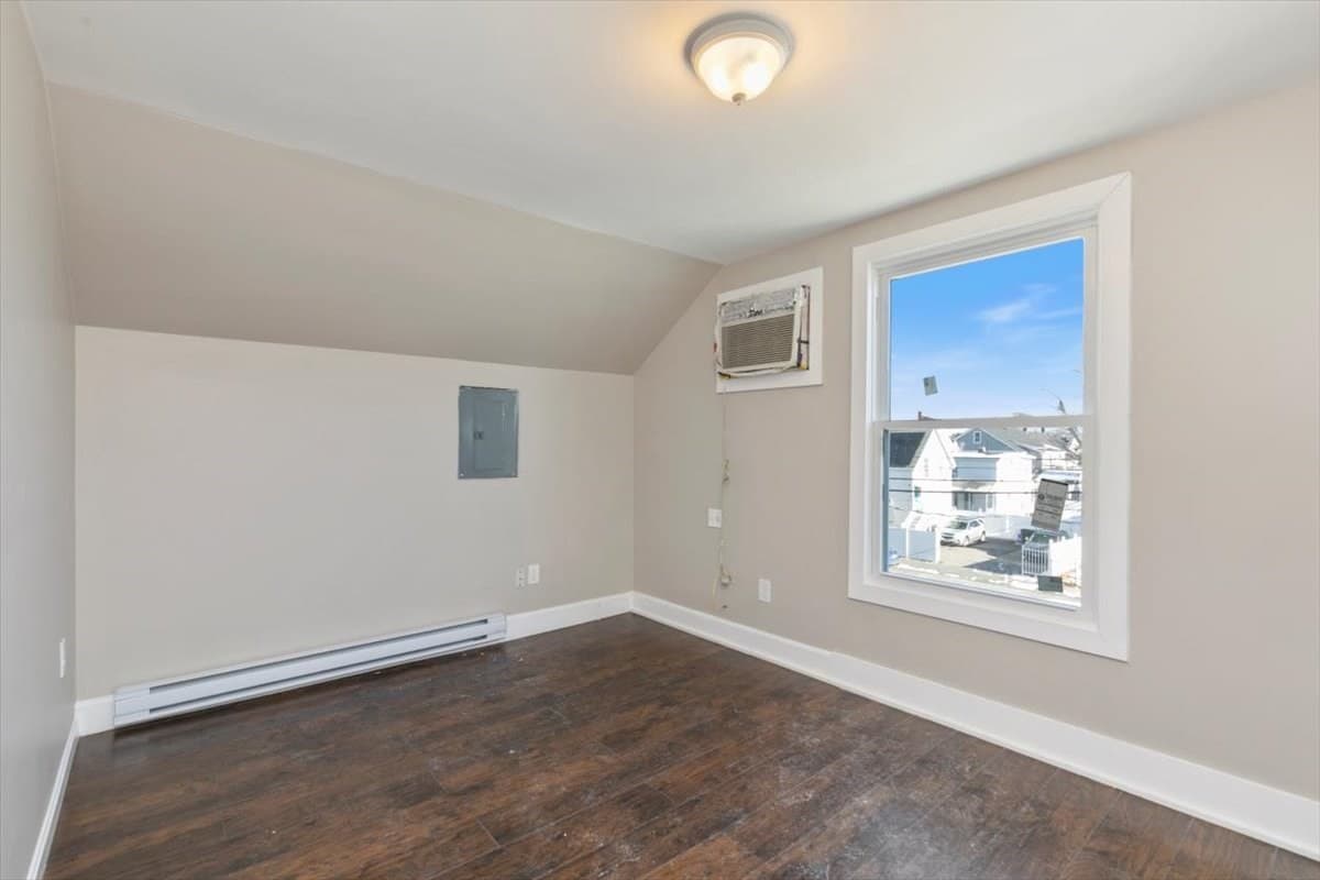 Multi Family at 31 Garfield St, Lawrence MA 01843, Lawrence, photo 19 of 29