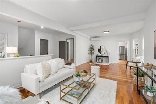 22 Charnwood Rd # B, Somerville MA 02144