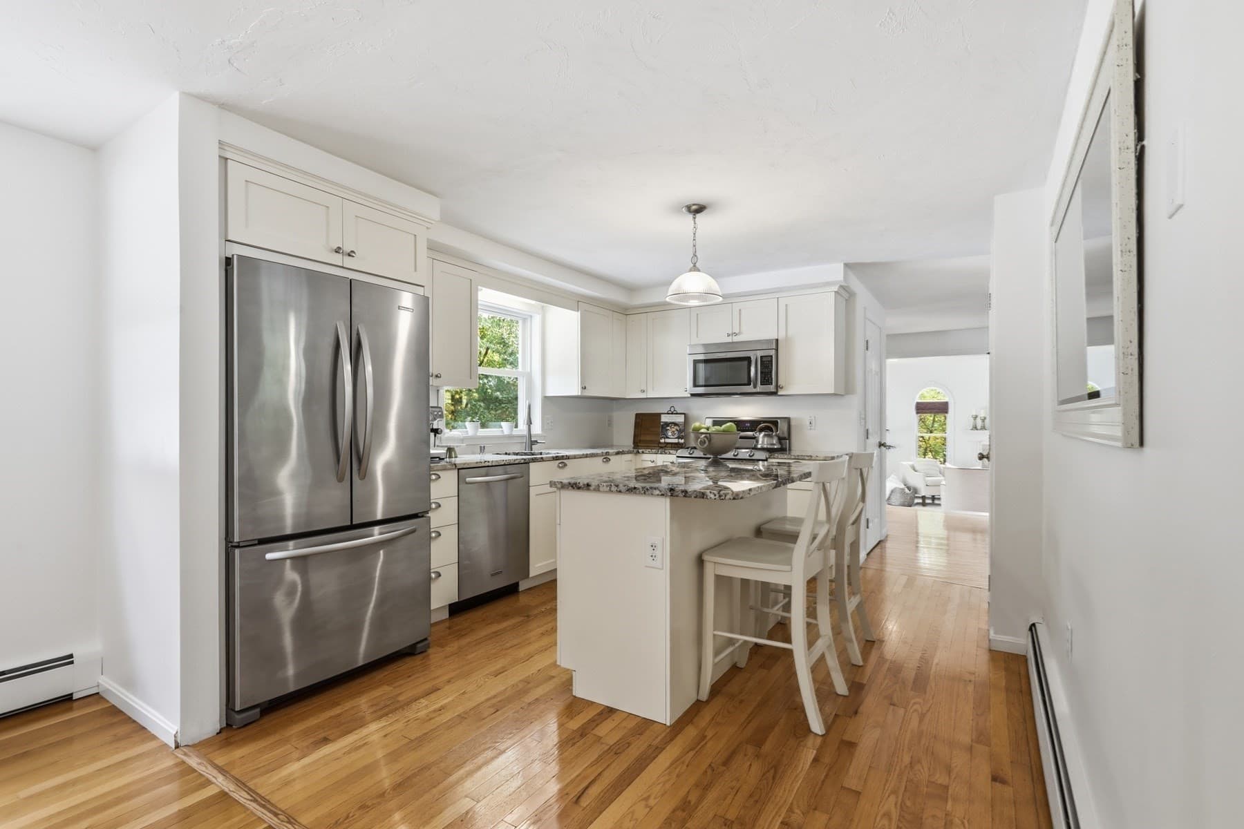 Single Family Residence at 14 Dunvegan Dr, Merrimac MA 01860, photo 14 of 37