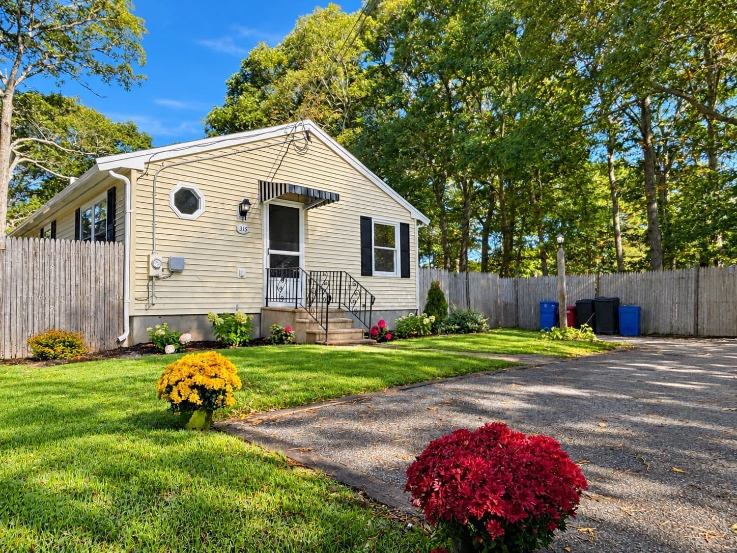 315 Winslow Gray Rd, Yarmouth MA 02673