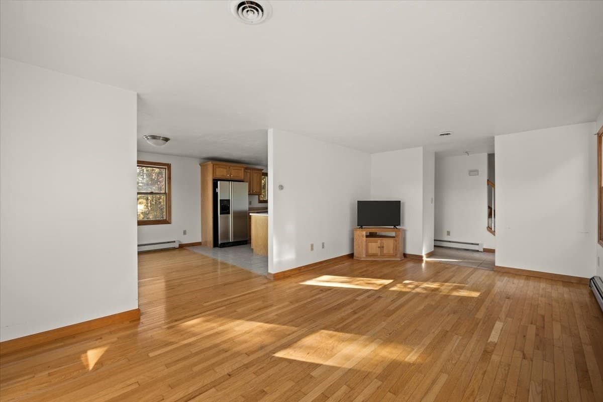 Single Family Residence at 1652 State Rd, Plymouth MA 02360, Plymouth, photo 8 of 42