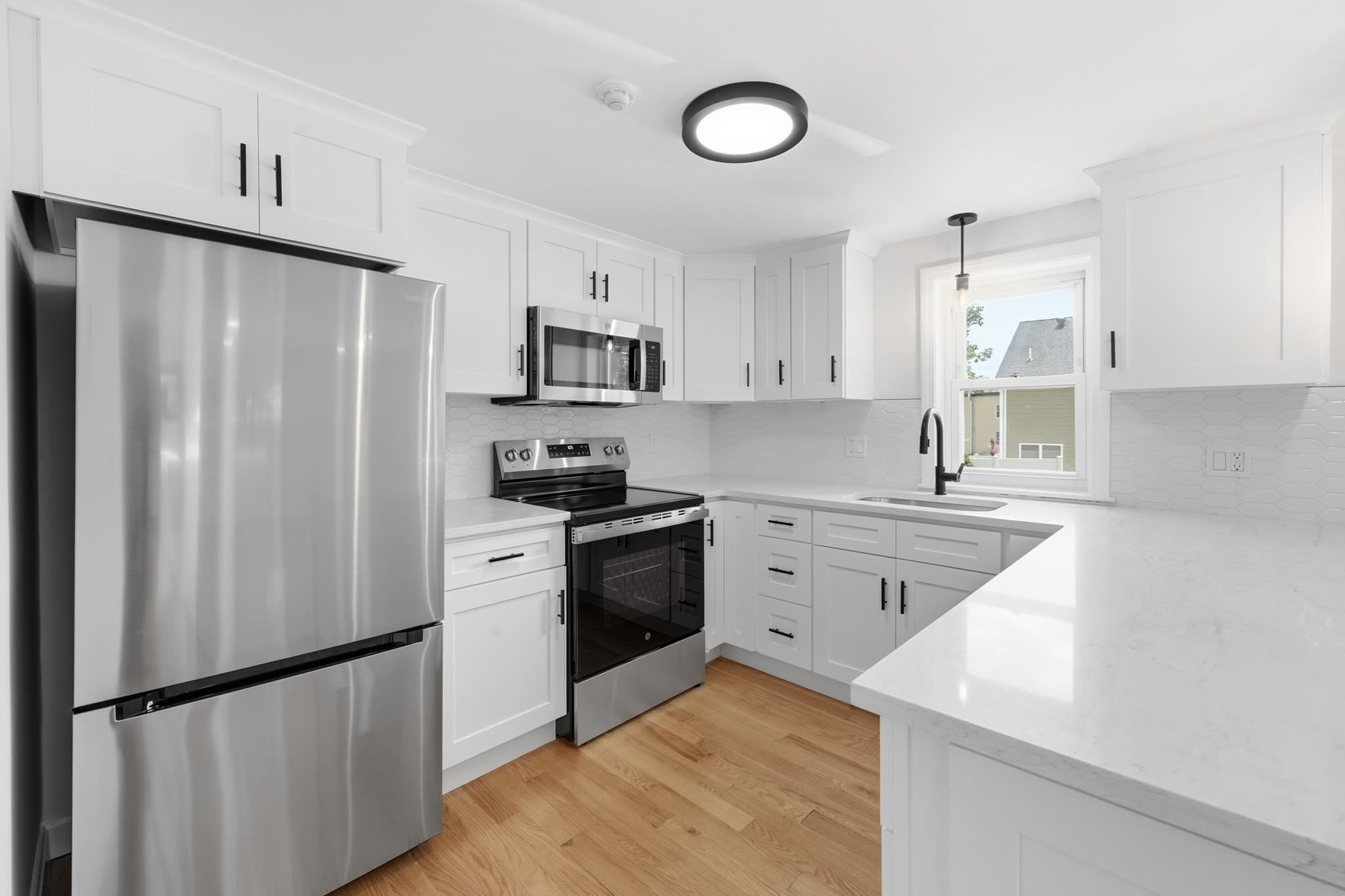 Condominium at 28 Ware St # 1, Lowell MA 01851, Lowell, photo 3 of 19