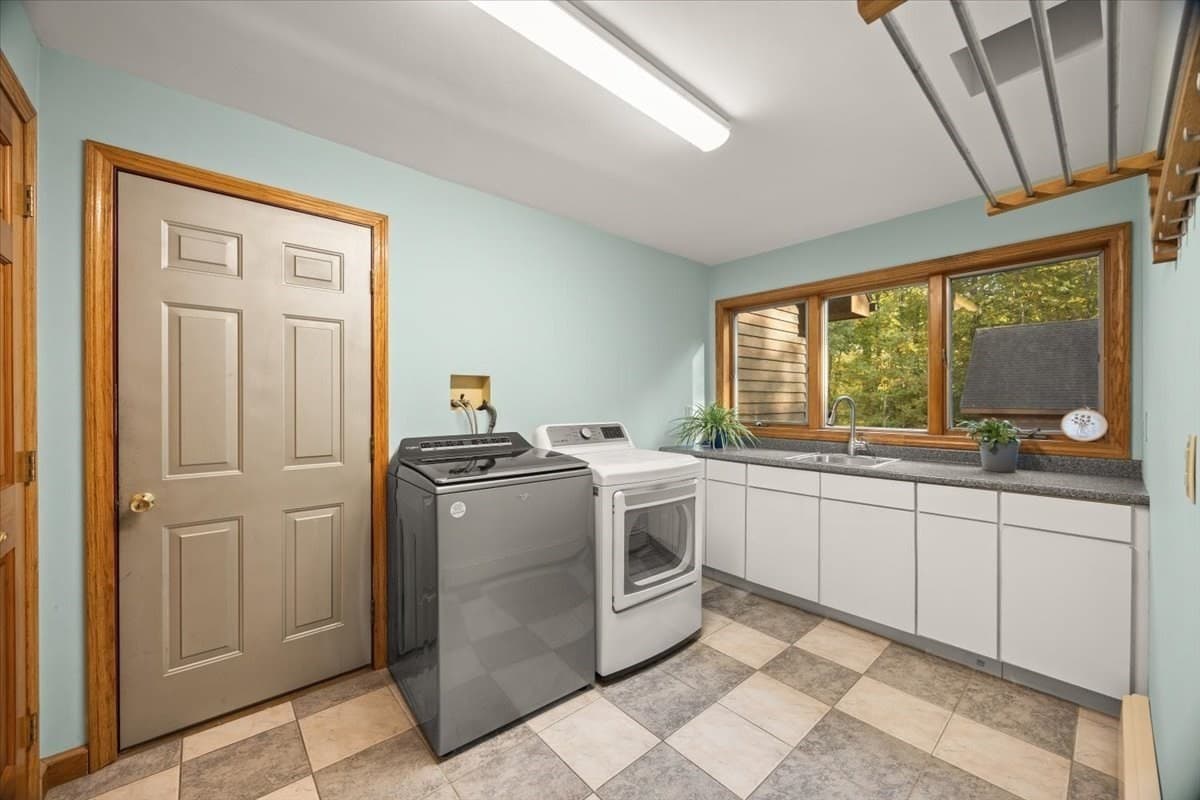Single Family Residence at 38 Purchase St, Rehoboth MA 02769, Rehoboth, photo 18 of 42
