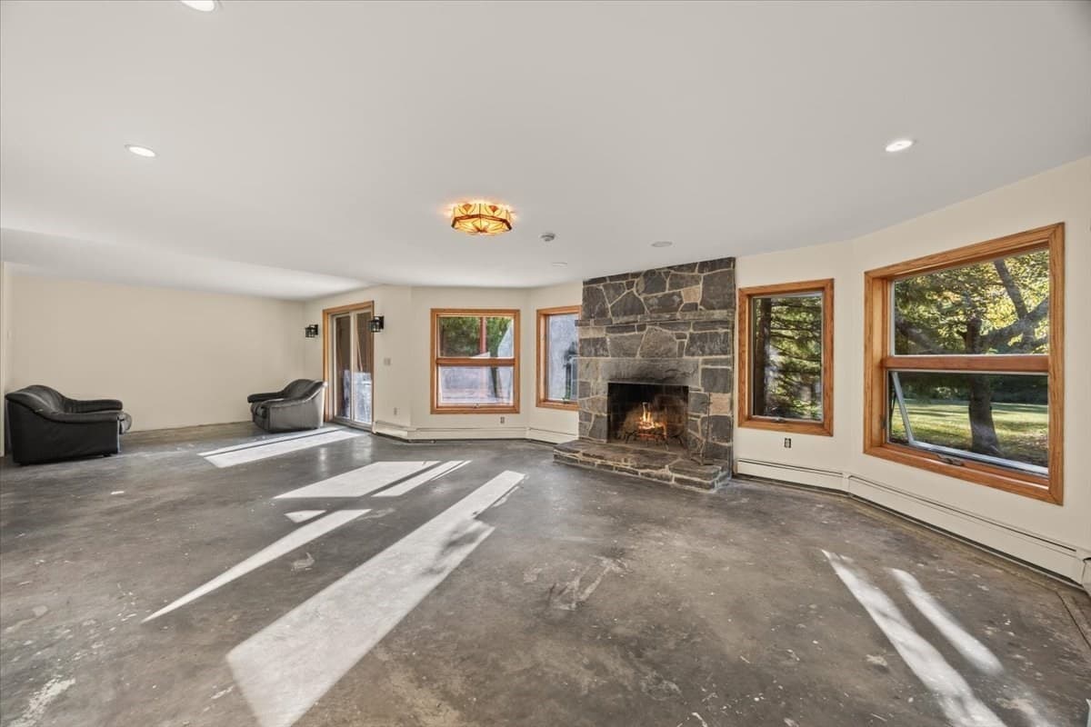 Single Family Residence at 38 Purchase St, Rehoboth MA 02769, Rehoboth, photo 31 of 42