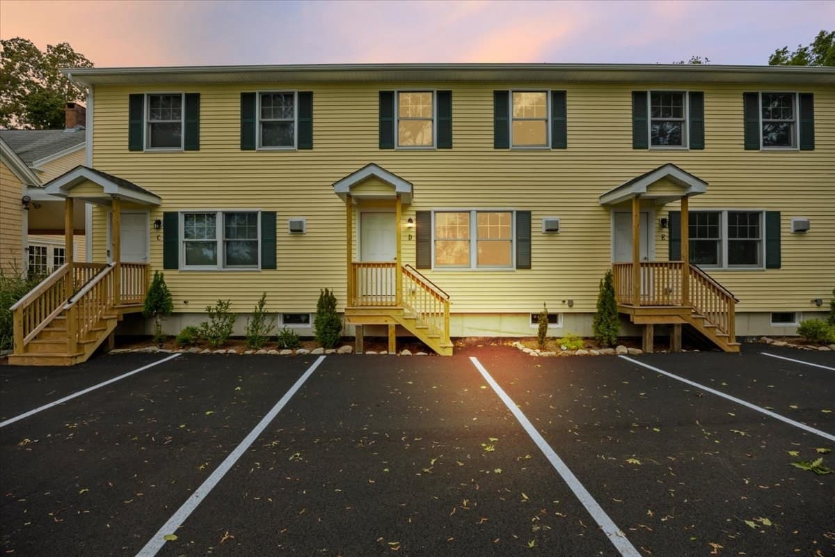 531 Foundry Street # D, Easton MA 02356