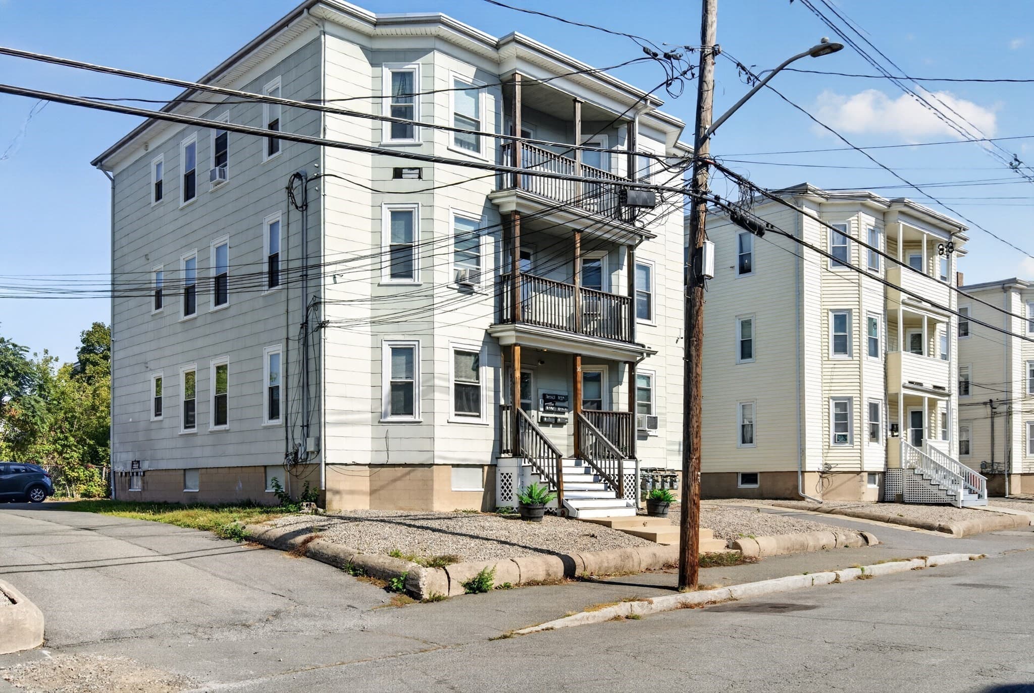 5+ Family - 5+ Units Up/Down at 16 Bellevue Ave, Brockton MA 02302, Brockton, photo 2 of 31