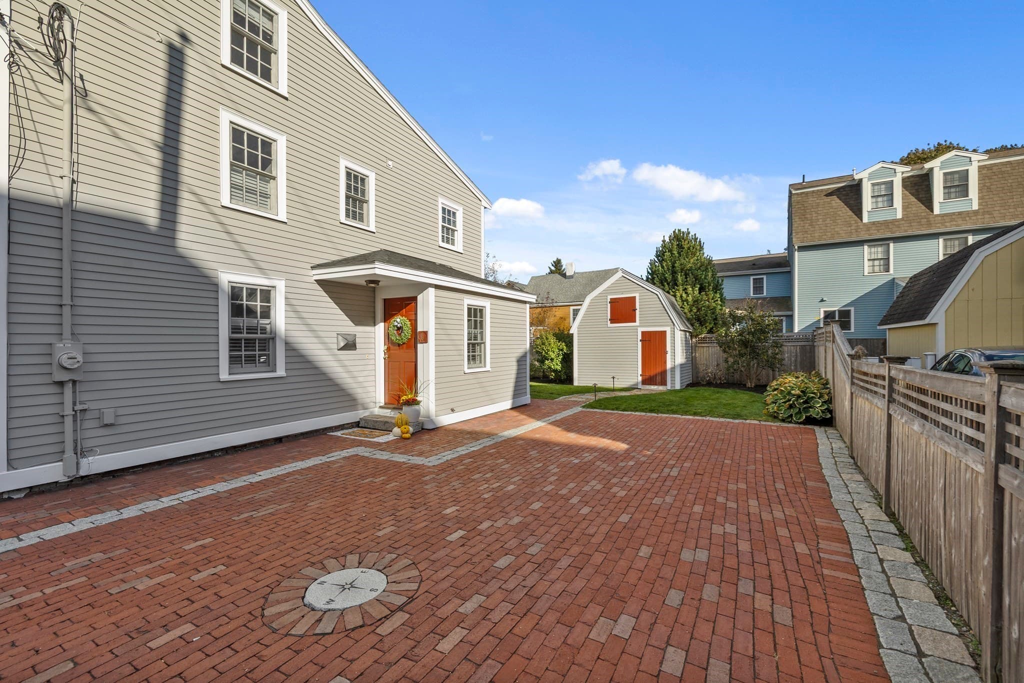 Single Family Residence at 5 Salem St, Newburyport MA 01950, Newburyport, photo 3 of 34