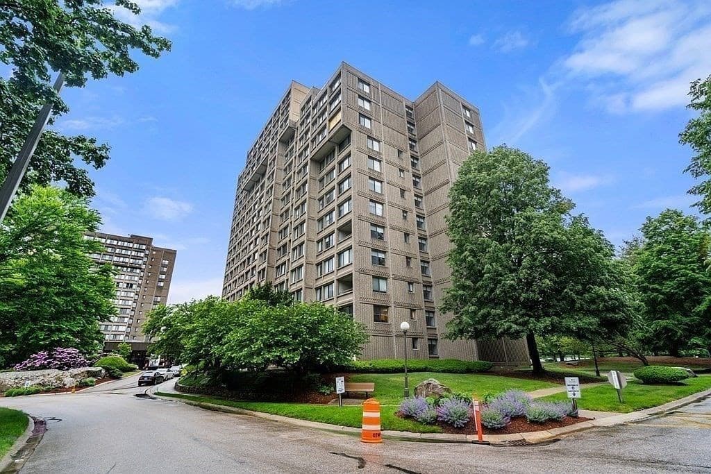 Condominium at 250 Hammond Pond Parkway # 1611S, Newton MA 02467, Newton, photo 13 of 13