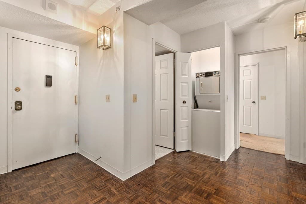 Condominium at 250 Hammond Pond Parkway # 1611S, Newton MA 02467, Newton, photo 4 of 13