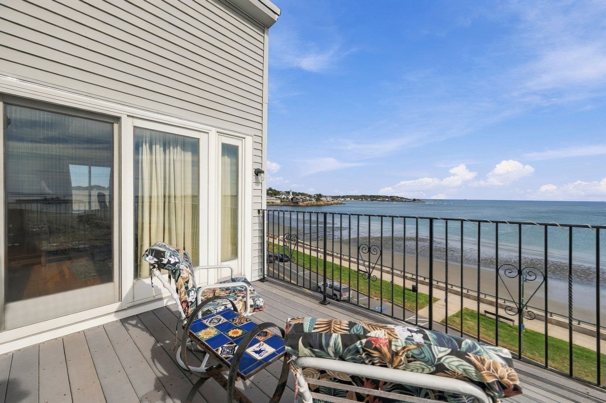 Condominium at 9 Lynn Shore Drive PH, Lynn MA 01902, Lynn, photo 13 of 41