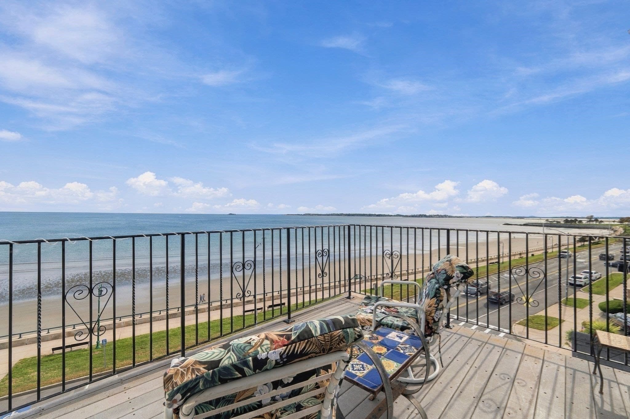 Condominium at 9 Lynn Shore Drive PH, Lynn MA 01902, Lynn, photo 12 of 41