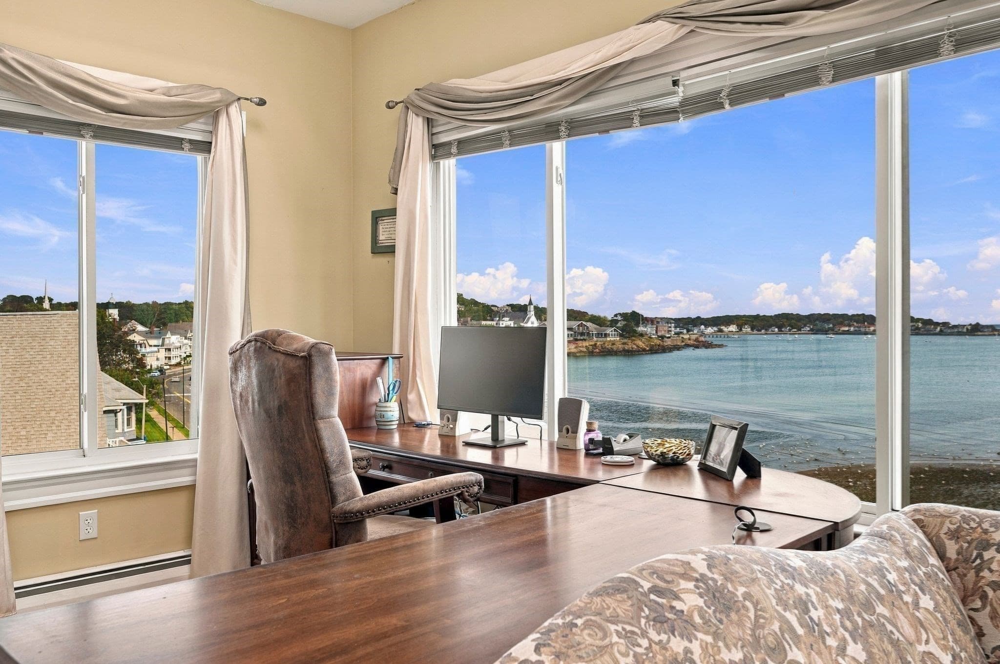 Condominium at 9 Lynn Shore Drive PH, Lynn MA 01902, Lynn, photo 7 of 41