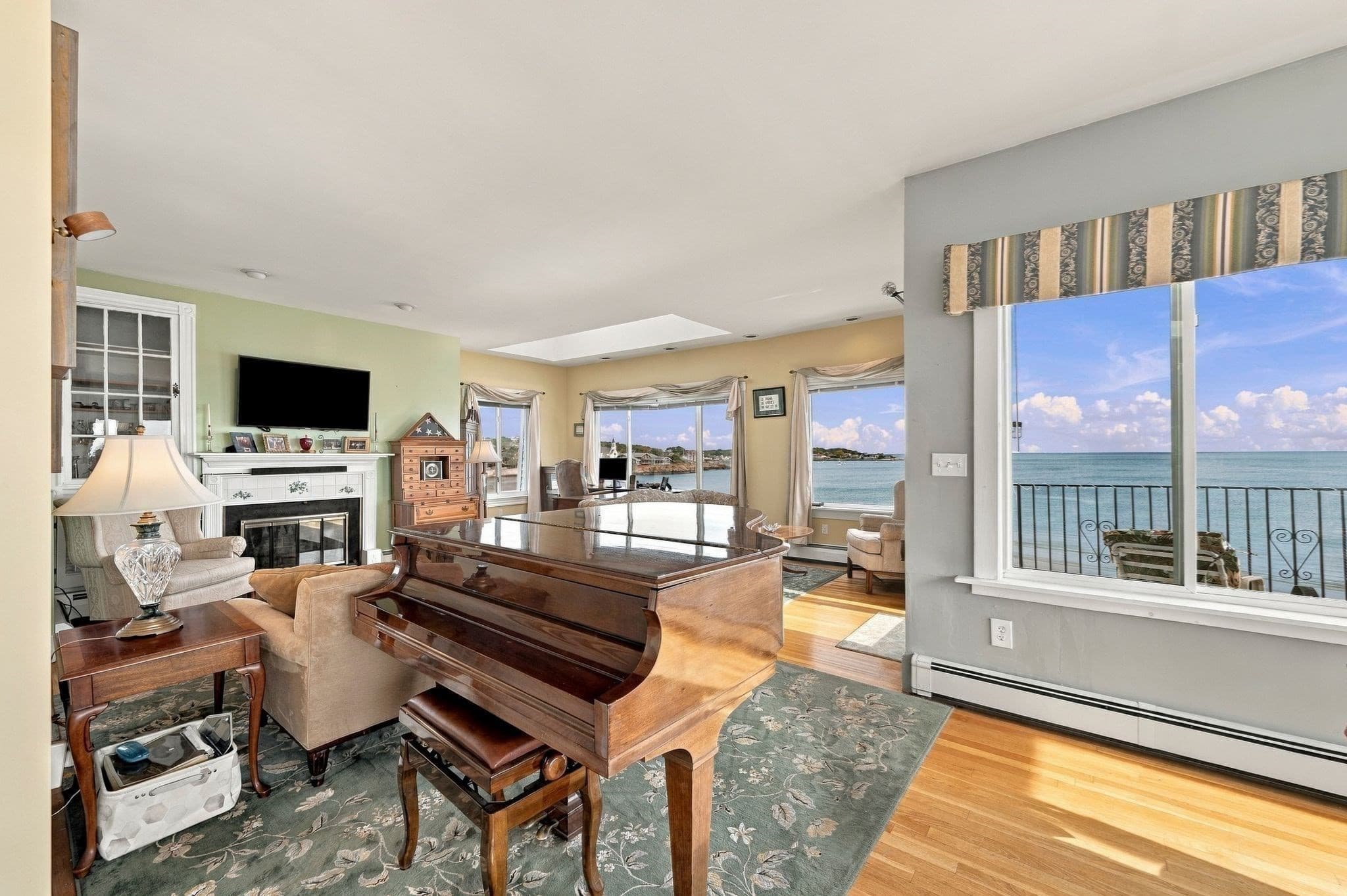 Condominium at 9 Lynn Shore Drive PH, Lynn MA 01902, Lynn, photo 15 of 41