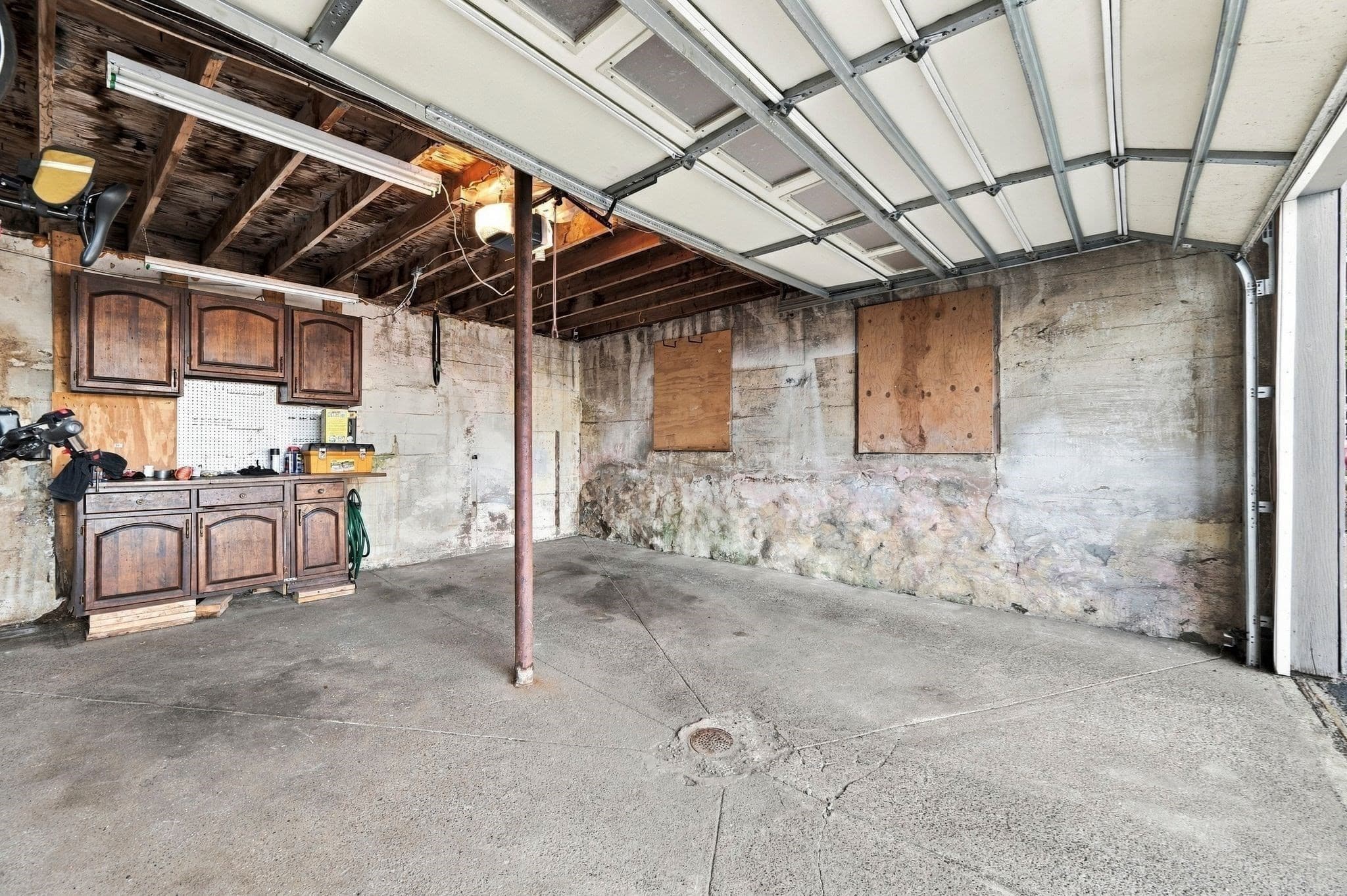 Condominium at 9 Lynn Shore Drive PH, Lynn MA 01902, Lynn, photo 40 of 41