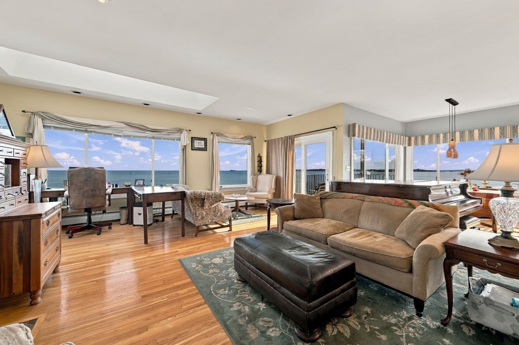 Condominium at 9 Lynn Shore Drive PH, Lynn MA 01902, Lynn, photo 4 of 41