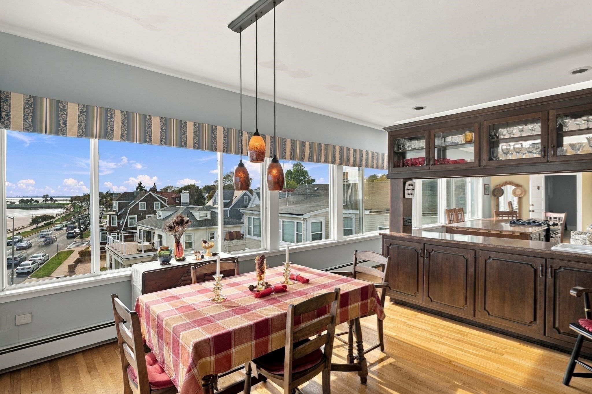Condominium at 9 Lynn Shore Drive PH, Lynn MA 01902, Lynn, photo 21 of 41