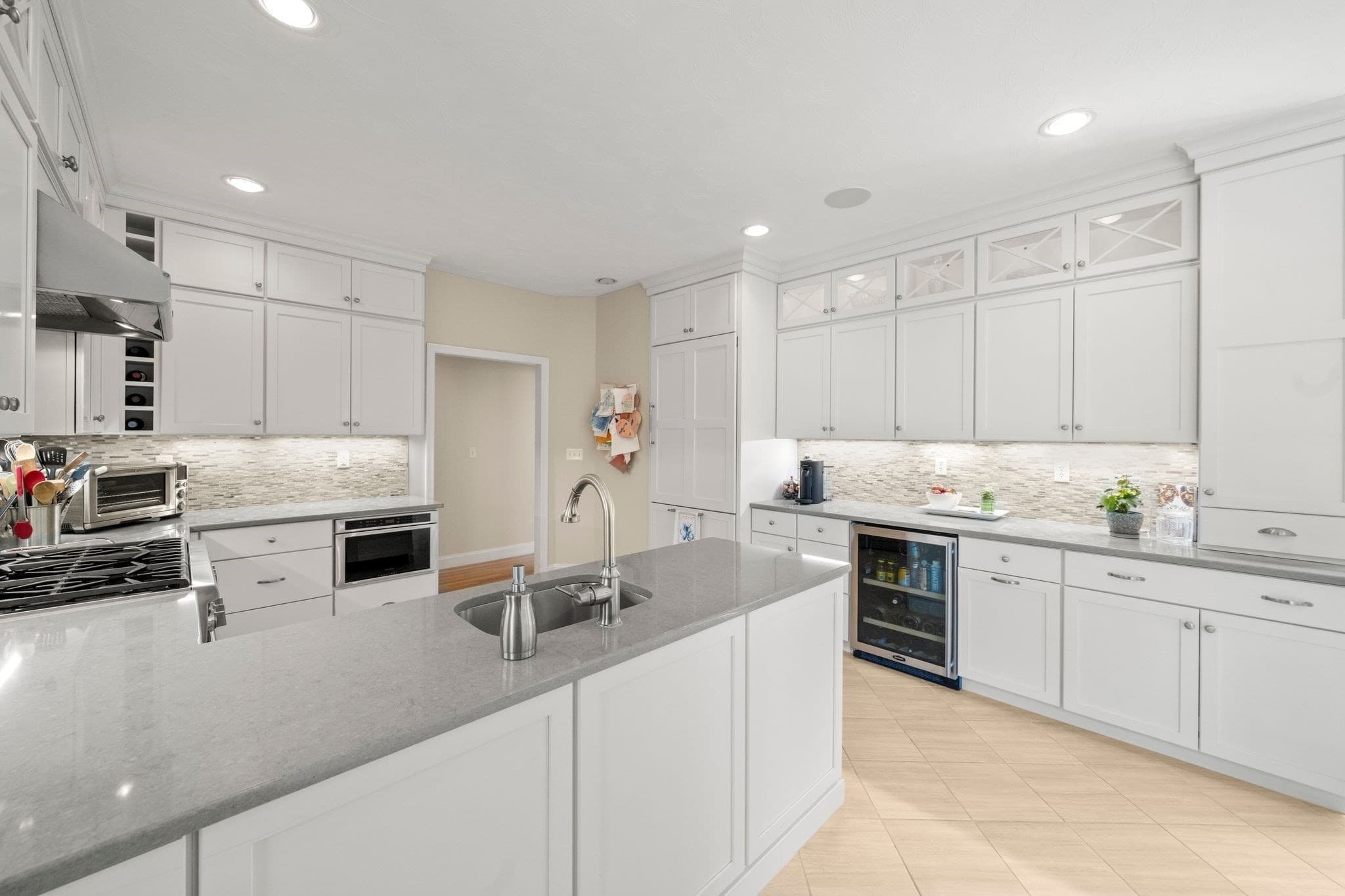 Single Family Residence at 12 Silver Brook Lane # 12, Norwell MA 02061, Norwell, photo 6 of 37