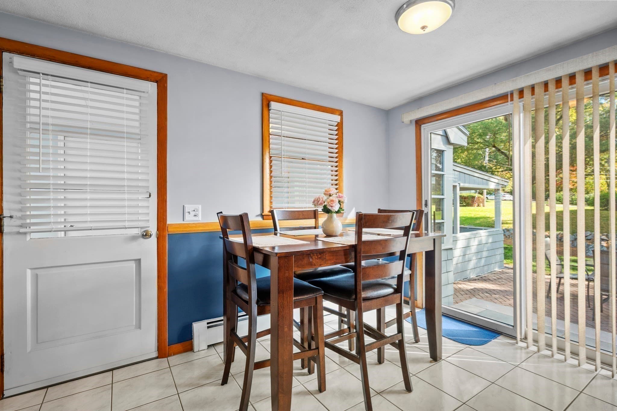 Single Family Residence at 18 Harnden Road, Billerica MA 01821, Billerica, photo 6 of 37
