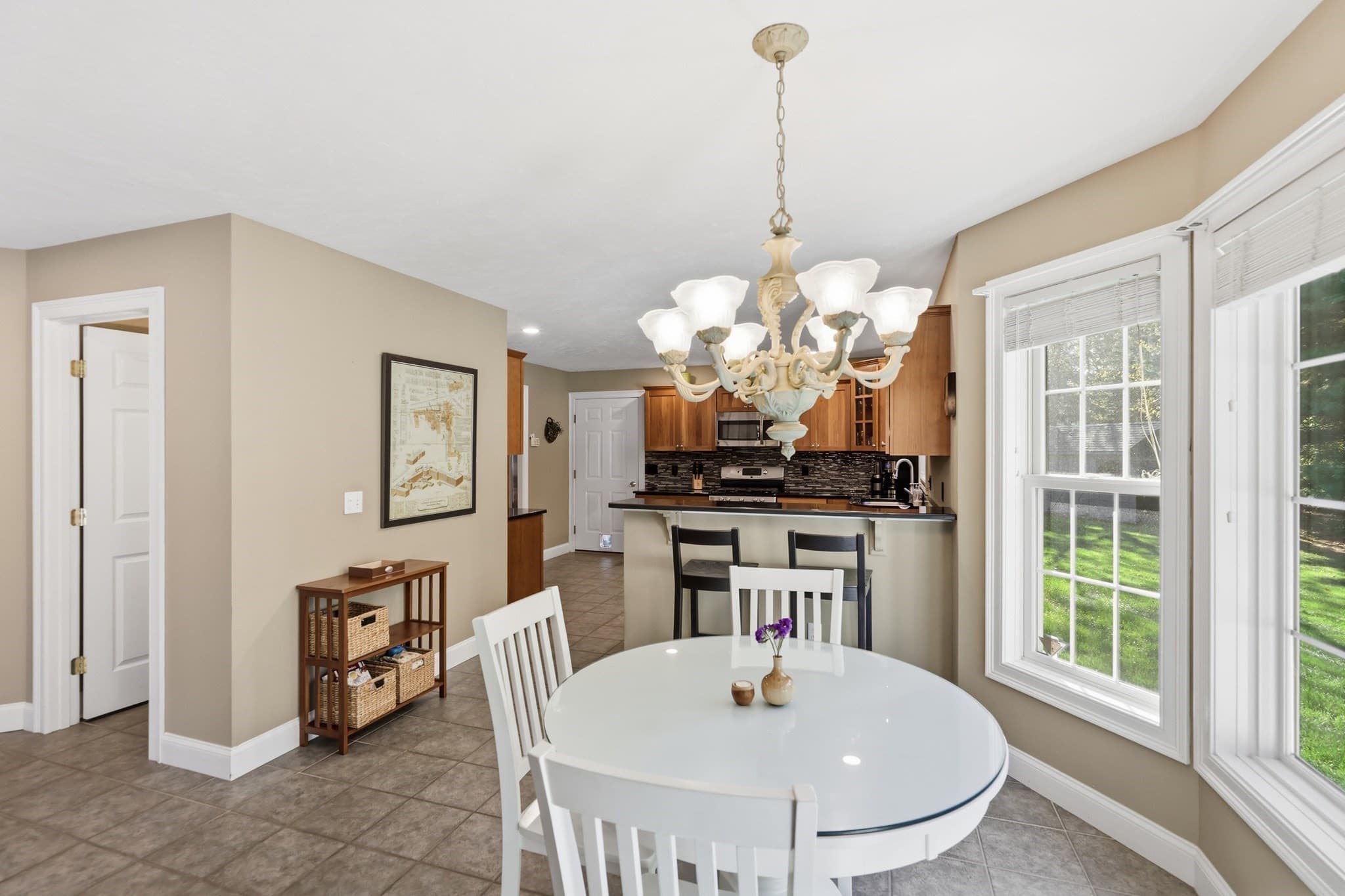 Single Family Residence at 7 Holly Cir, Easthampton MA 01027, Easthampton, photo 17 of 42