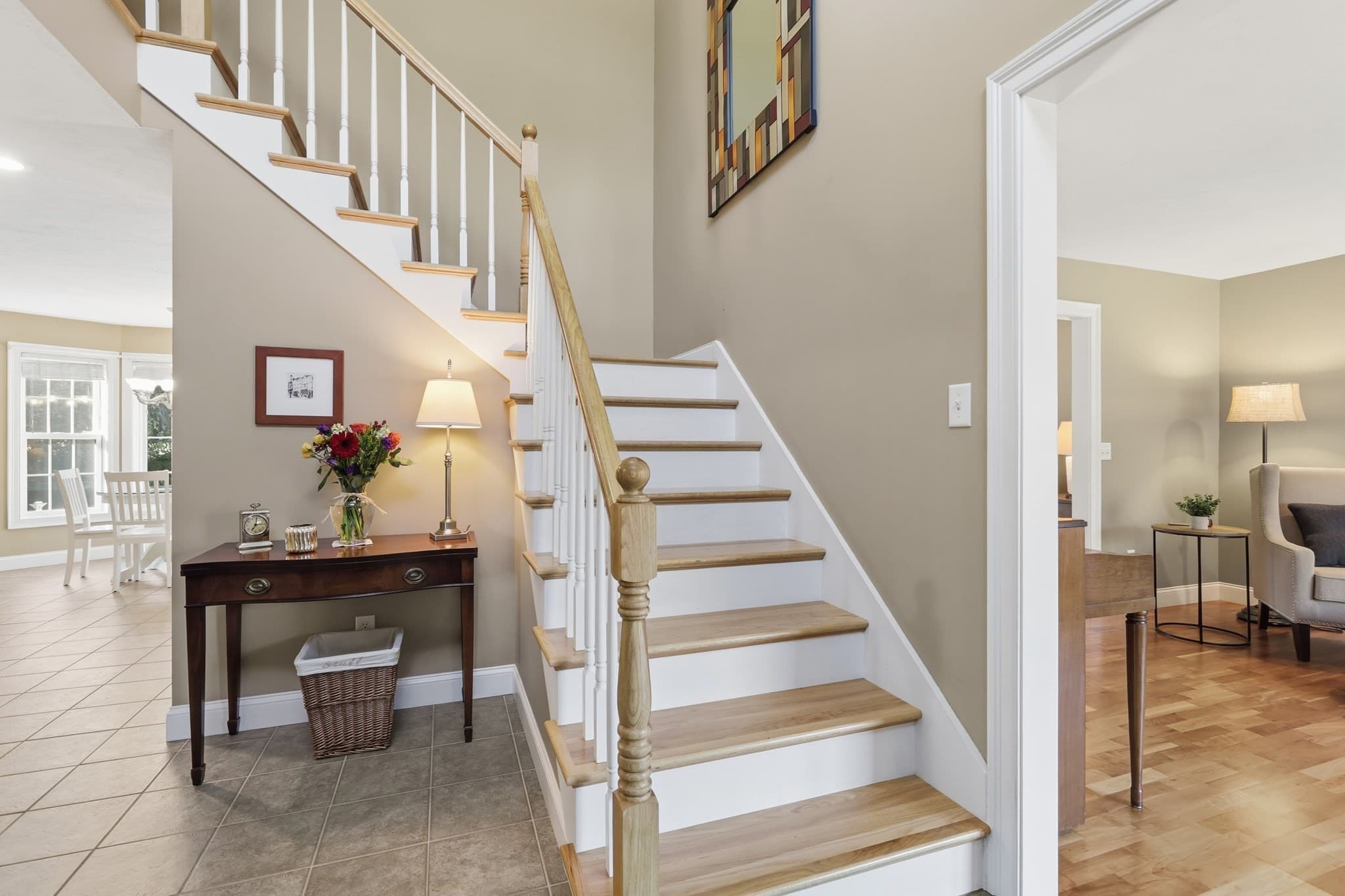 Single Family Residence at 7 Holly Cir, Easthampton MA 01027, Easthampton, photo 7 of 42