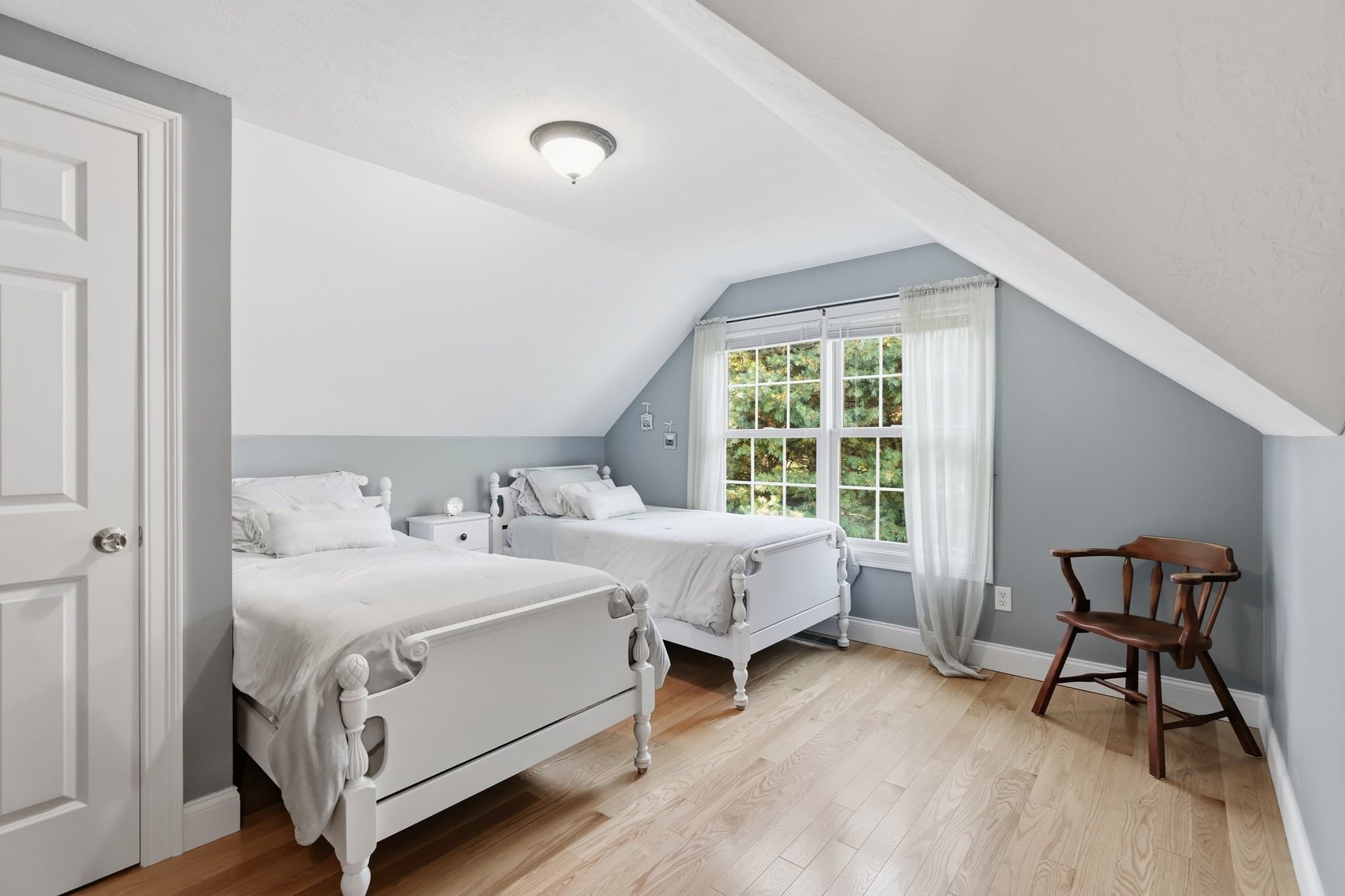Single Family Residence at 7 Holly Cir, Easthampton MA 01027, Easthampton, photo 33 of 42