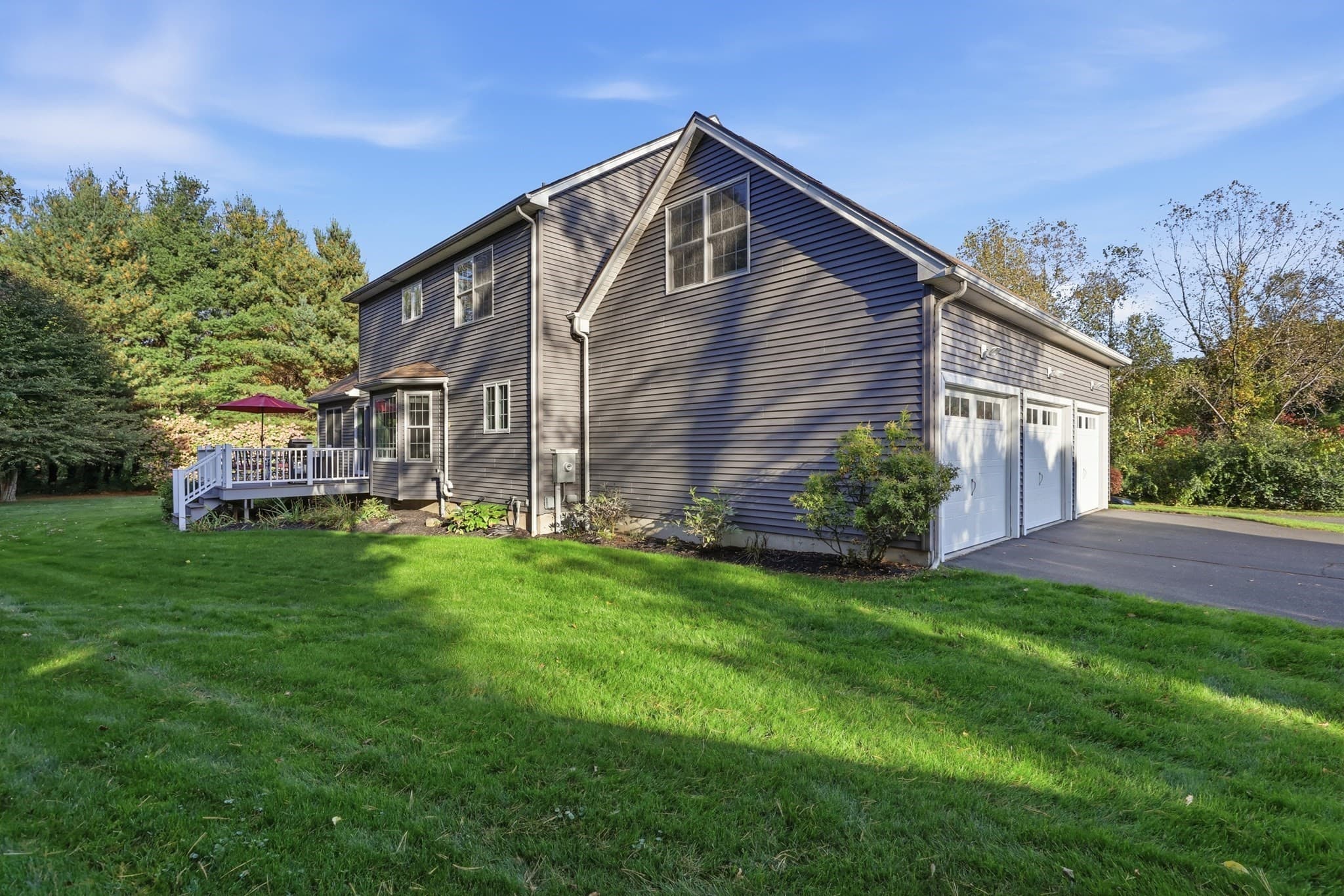 Single Family Residence at 7 Holly Cir, Easthampton MA 01027, Easthampton, photo 39 of 42