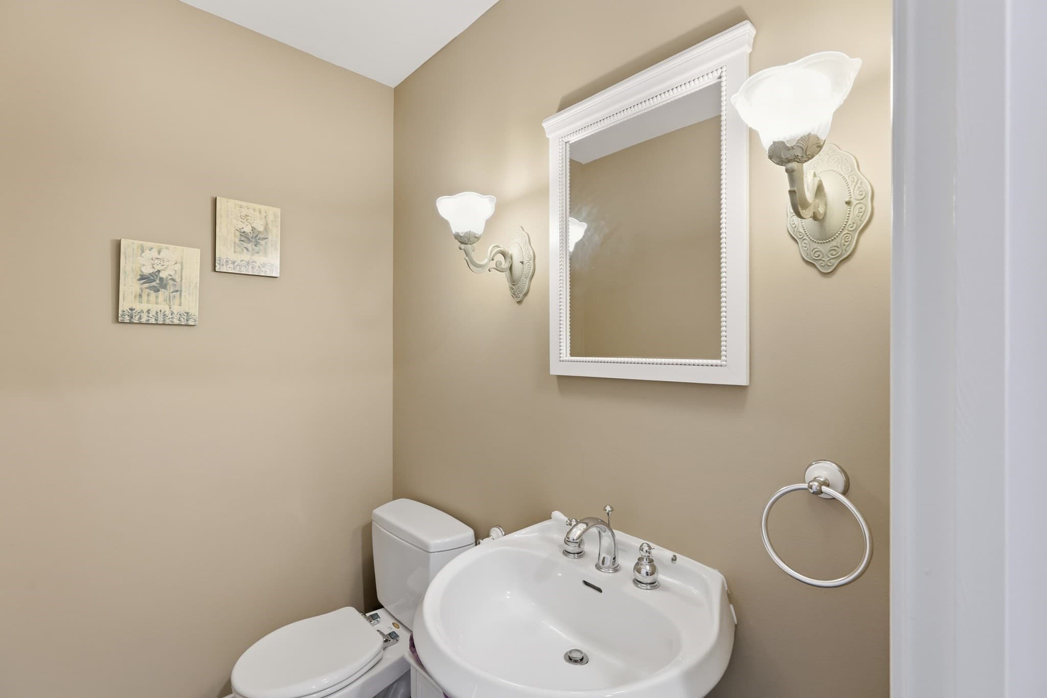 Single Family Residence at 7 Holly Cir, Easthampton MA 01027, Easthampton, photo 25 of 42