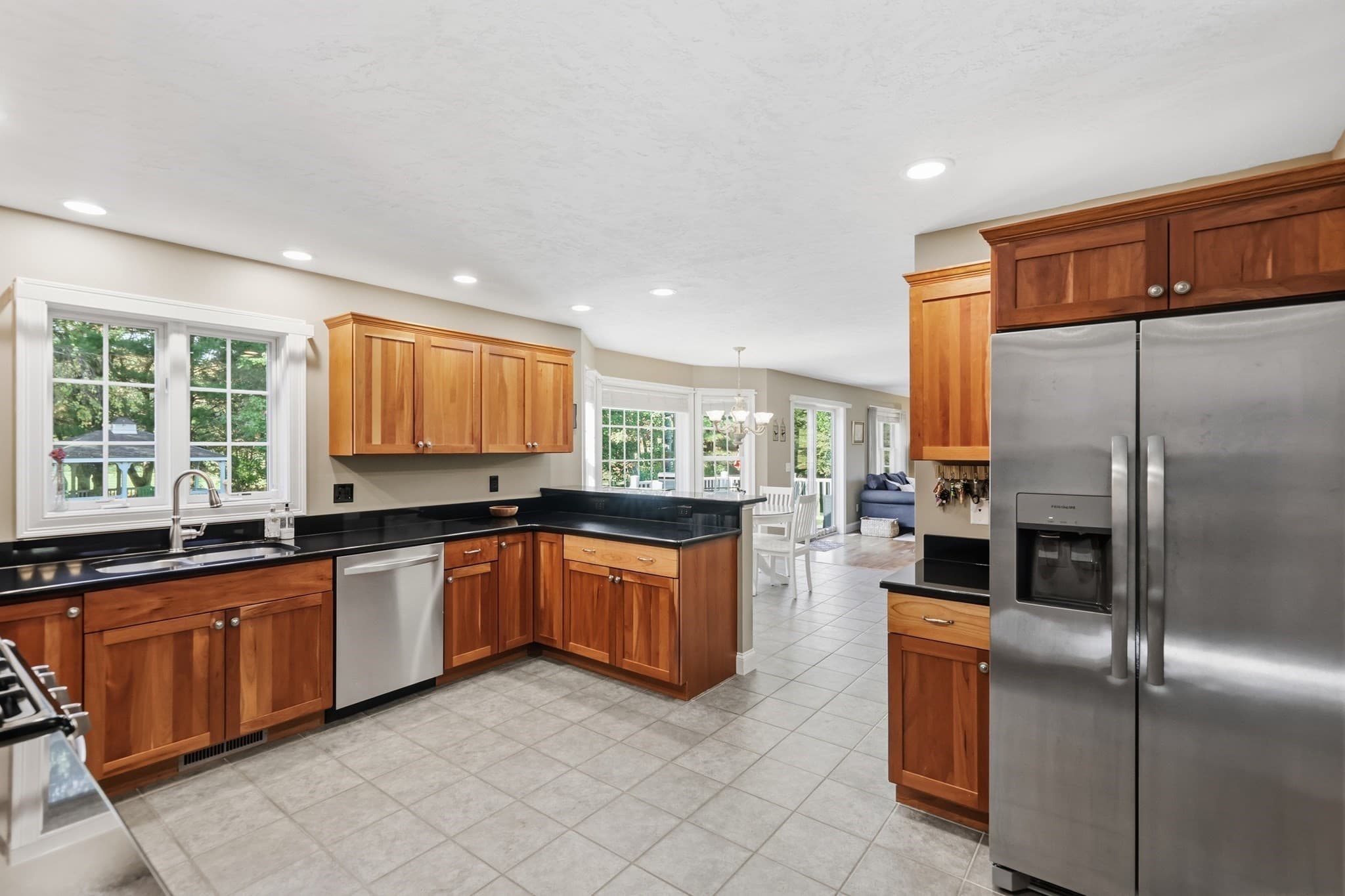 Single Family Residence at 7 Holly Cir, Easthampton MA 01027, Easthampton, photo 21 of 42