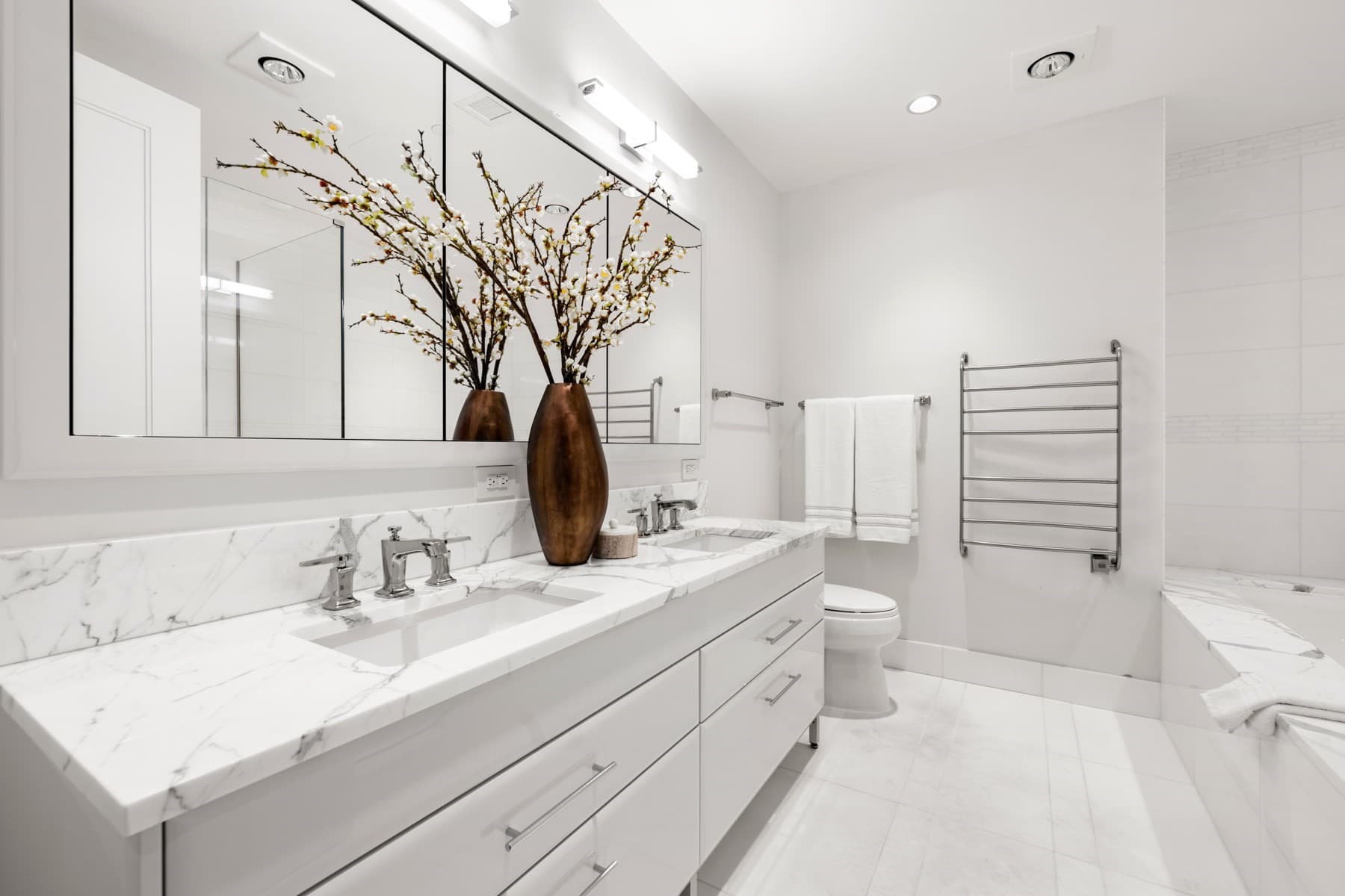 Condominium at 22 Liberty Dr # 2M, Boston MA 02210, Boston, photo 24 of 29