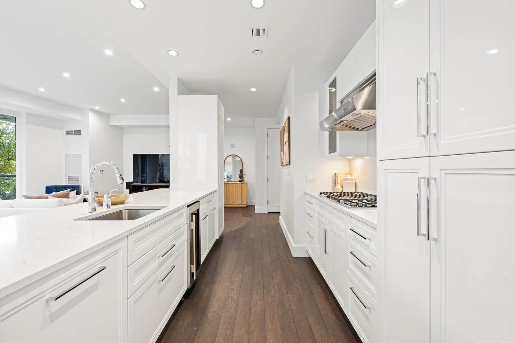 Condominium at 22 Liberty Dr # 2M, Boston MA 02210, Boston, photo 11 of 29