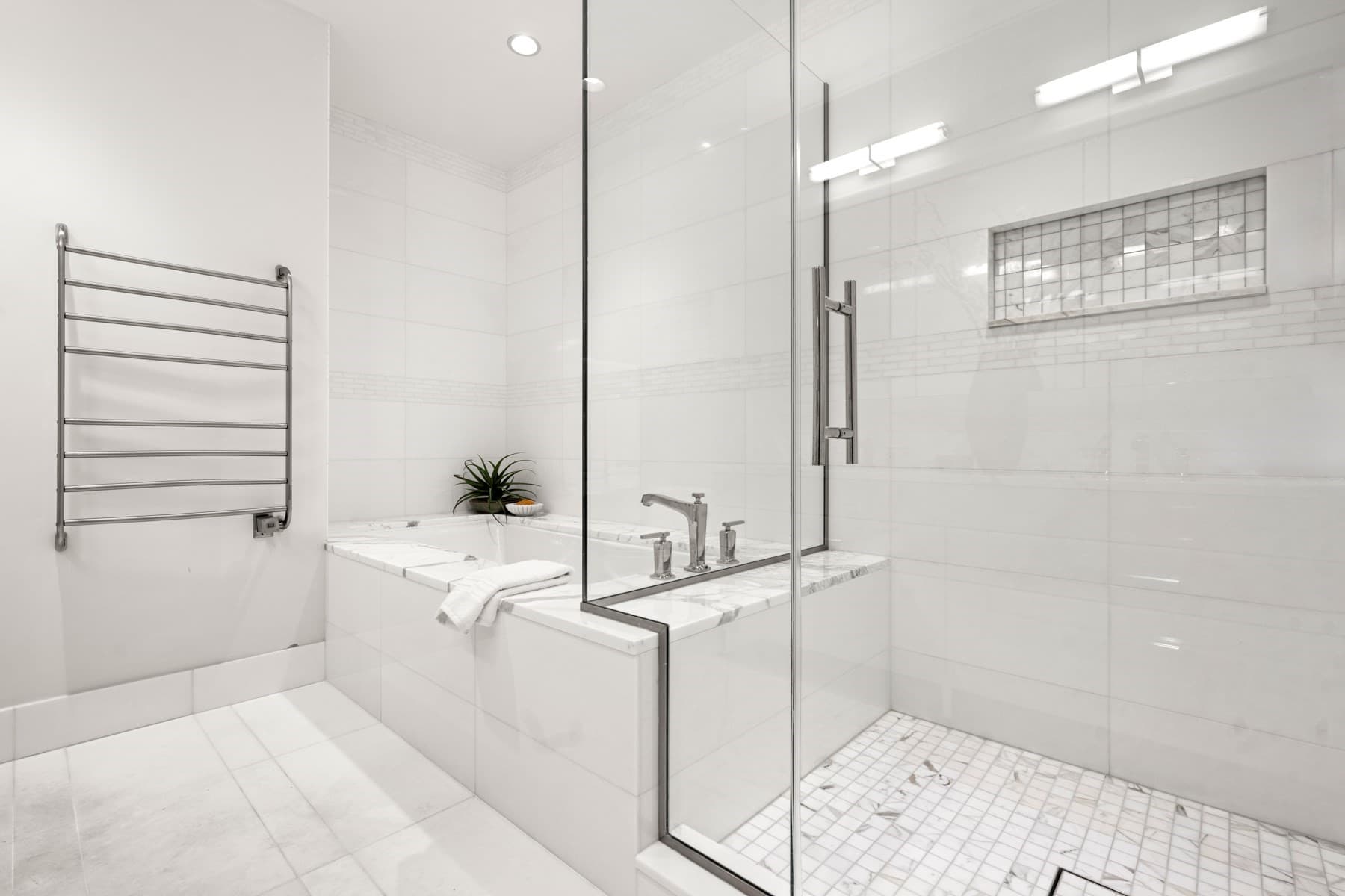 Condominium at 22 Liberty Dr # 2M, Boston MA 02210, Boston, photo 25 of 29