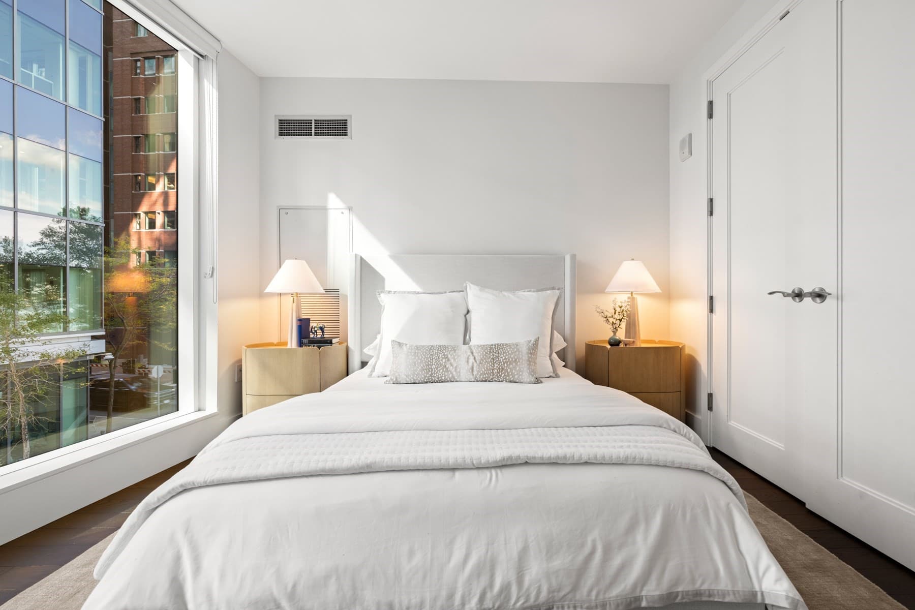 Condominium at 22 Liberty Dr # 2M, Boston MA 02210, Boston, photo 21 of 29