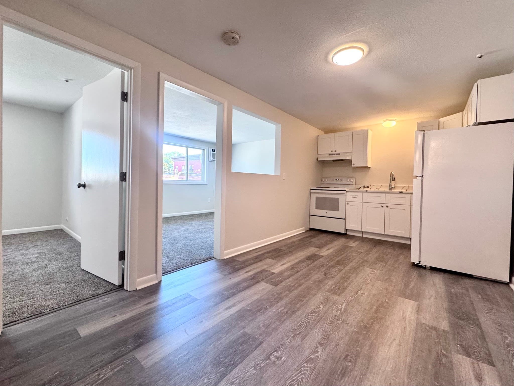 Apartment at 50-54 Walnut St # 15, Waltham MA 02453, photo 3 of 18