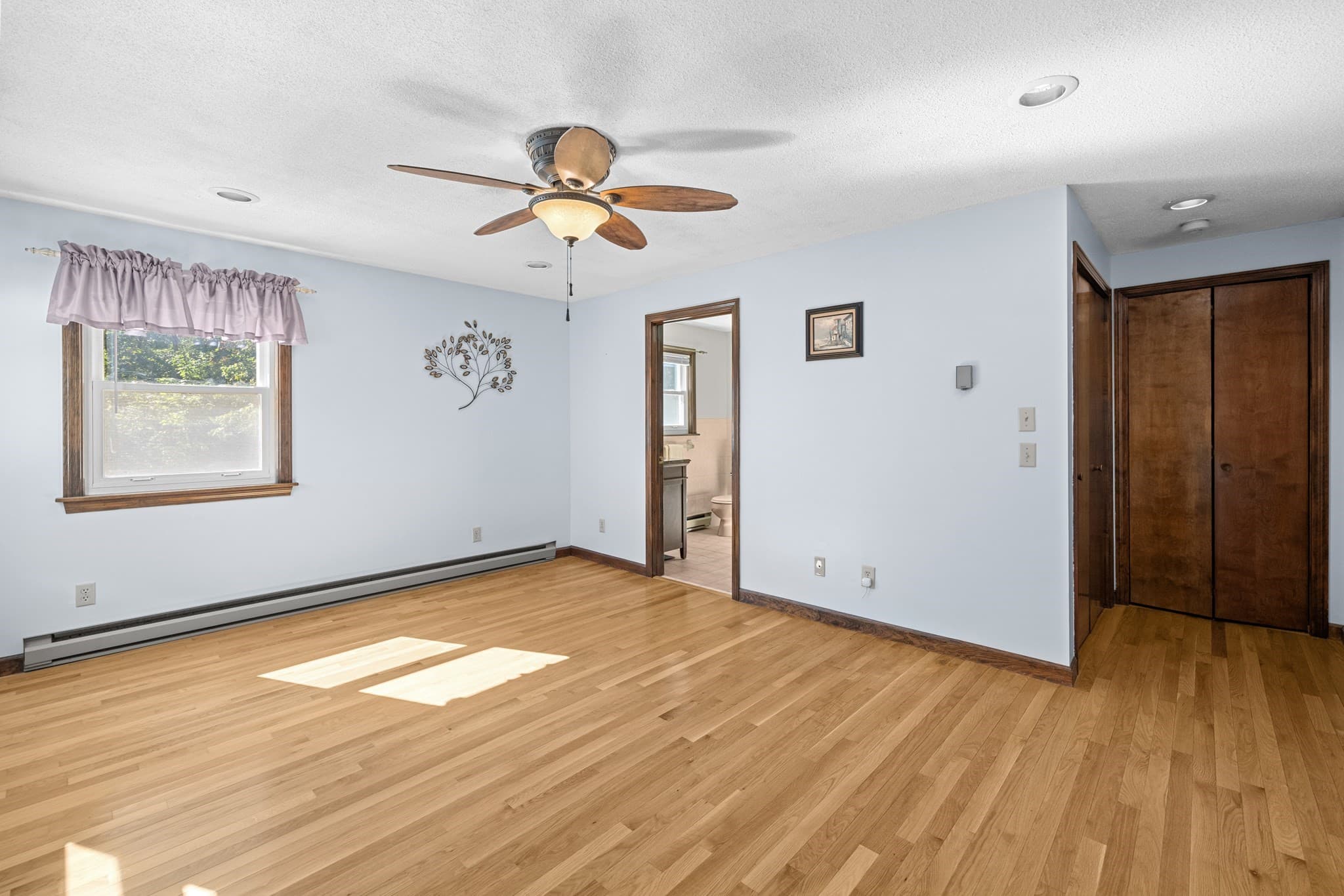 Single Family Residence at 1036 Cohannet St, Taunton MA 02780, Taunton, photo 23 of 37