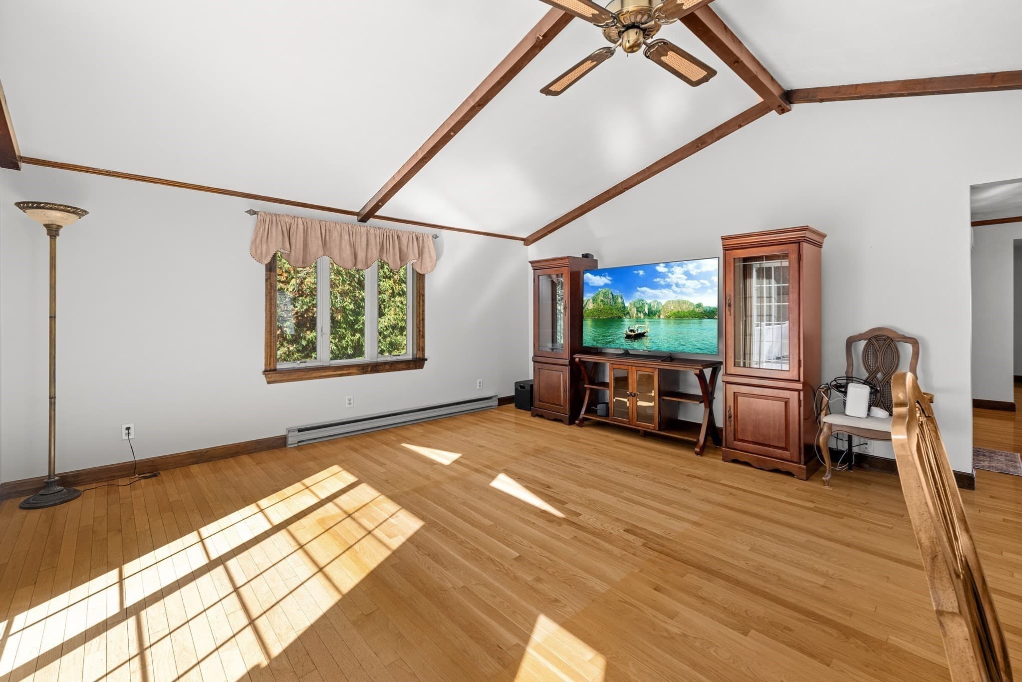 Single Family Residence at 1036 Cohannet St, Taunton MA 02780, Taunton, photo 13 of 37