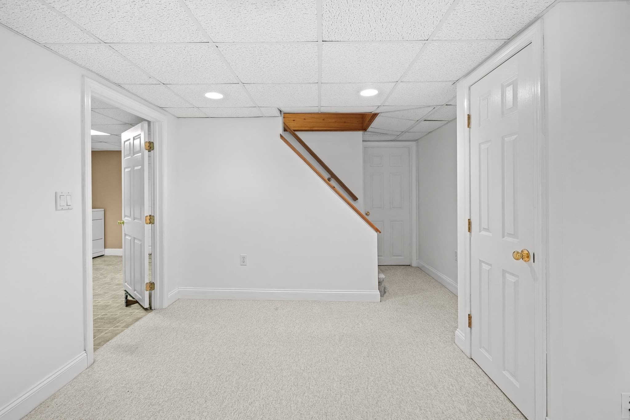 Single Family Residence at 1036 Cohannet St, Taunton MA 02780, Taunton, photo 28 of 37