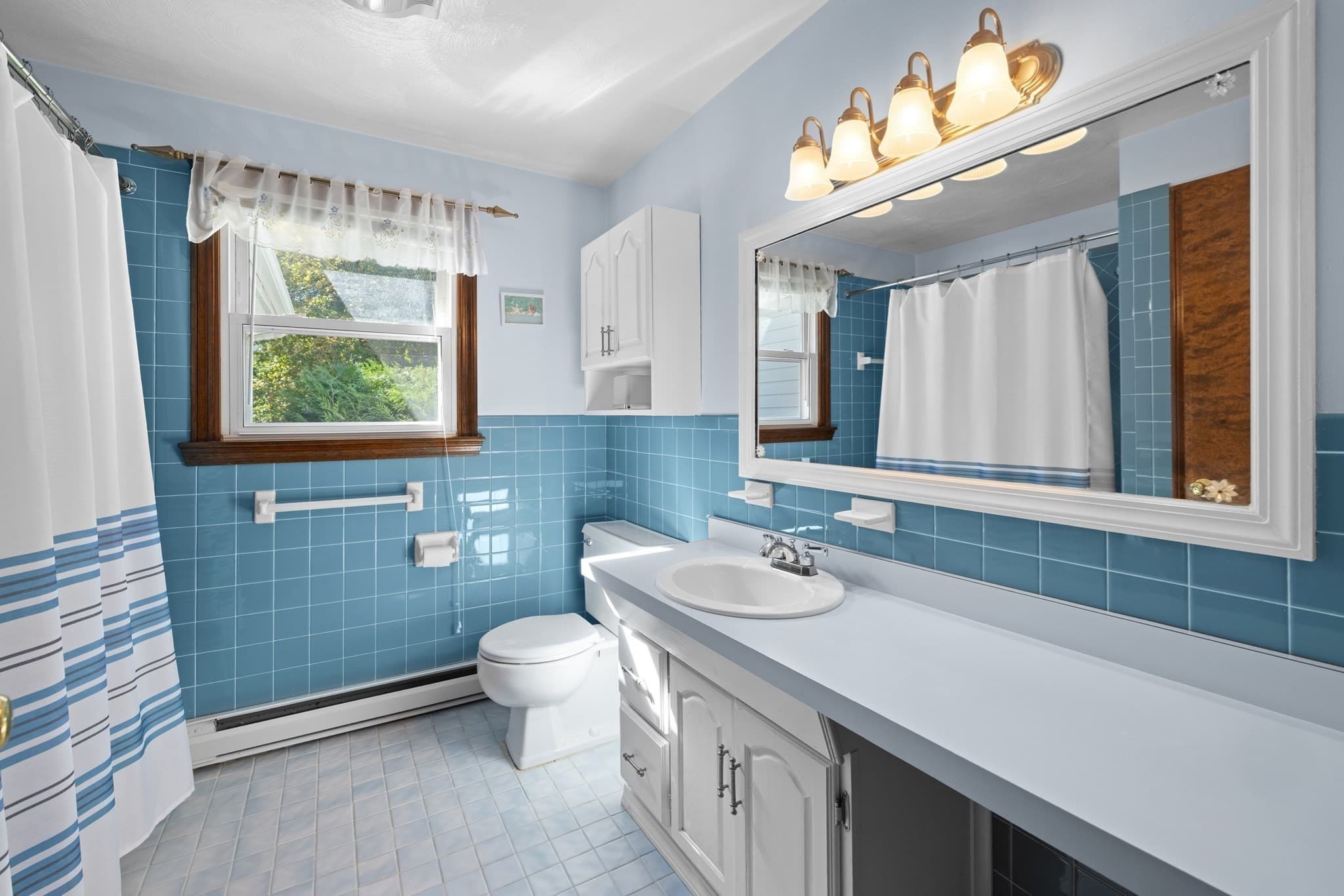 Single Family Residence at 1036 Cohannet St, Taunton MA 02780, Taunton, photo 14 of 37