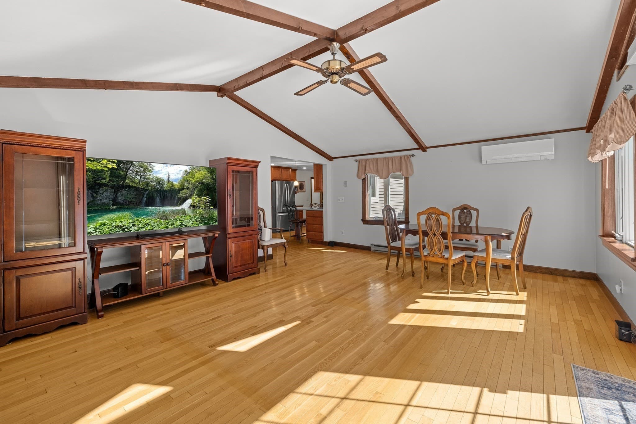 Single Family Residence at 1036 Cohannet St, Taunton MA 02780, Taunton, photo 11 of 37