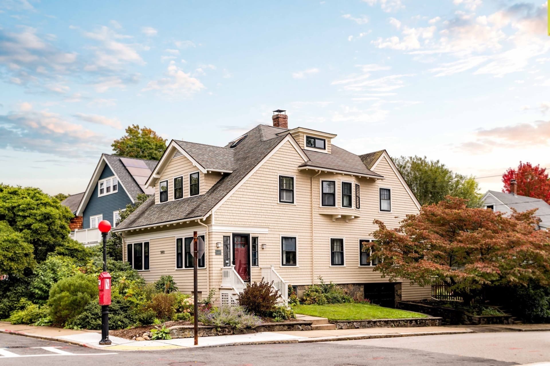 990 South Street, Boston MA 02131