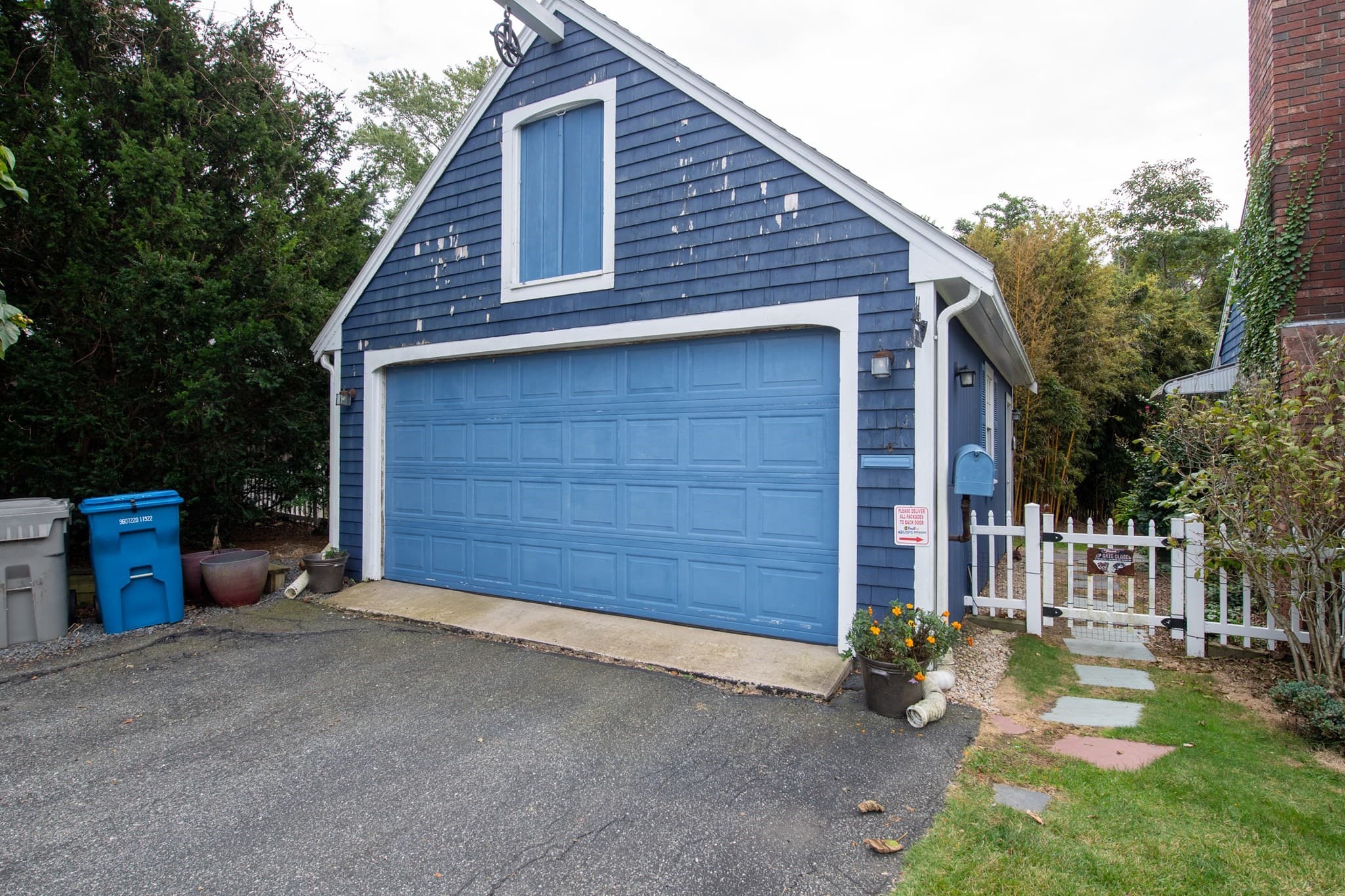 Single Family Residence at 165 Comanche Dr, Falmouth MA 02540, Falmouth, photo 3 of 39