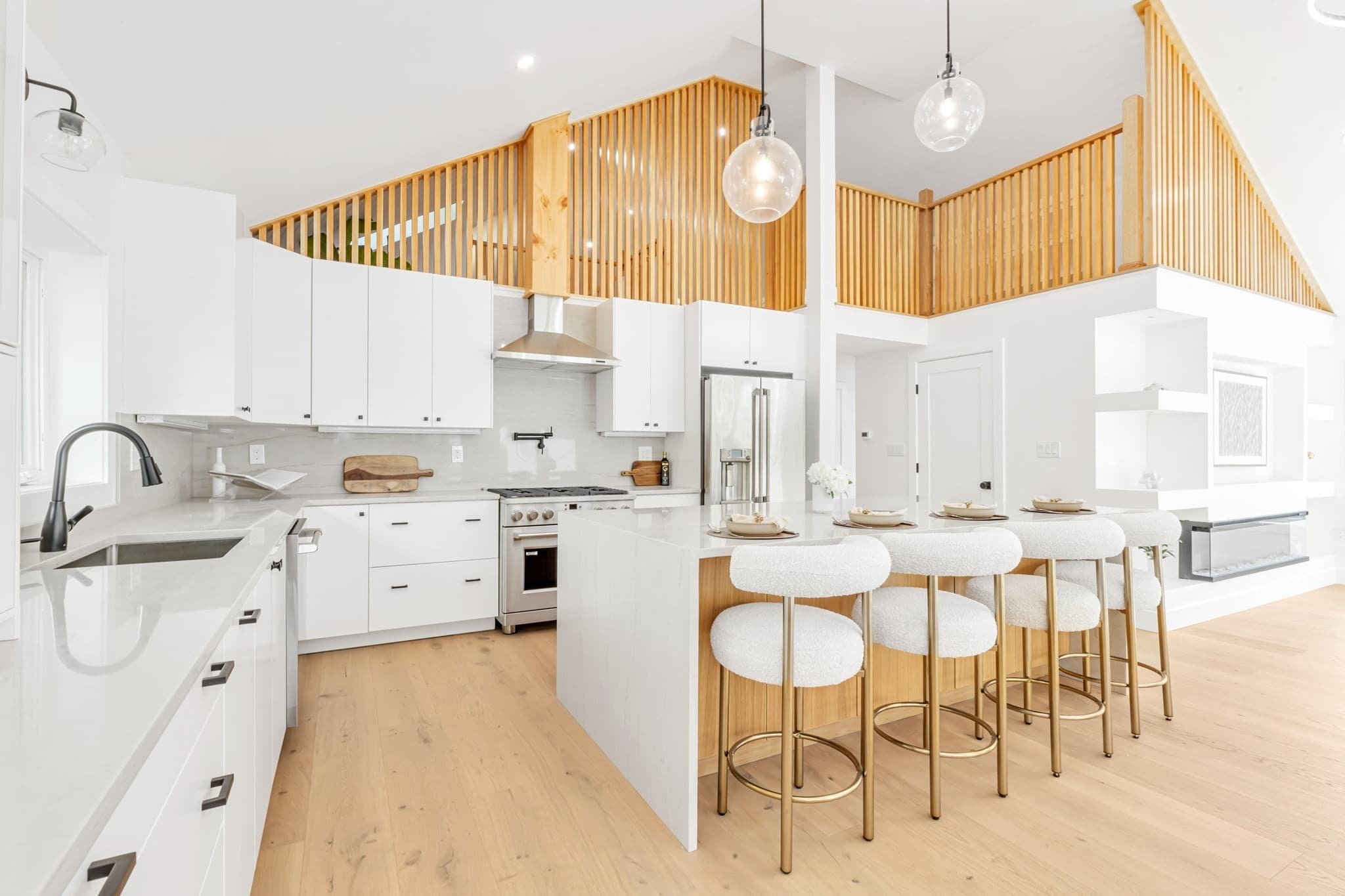 Single Family Residence at 101 Hackensack Road, Boston MA 02132, Boston, photo 9 of 37