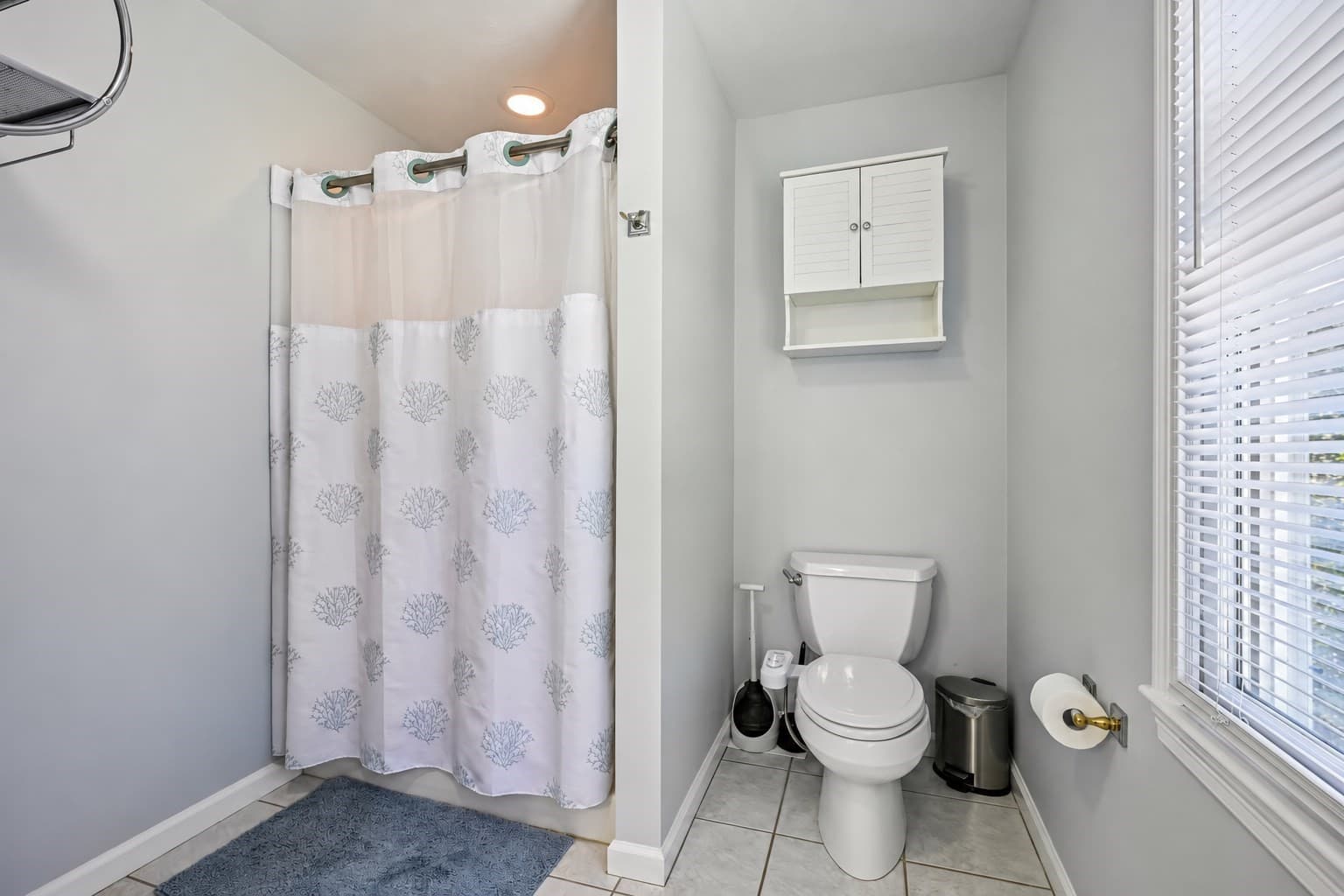 Single Family Residence at 2 Stone Meadow Farm Dr, Shrewsbury MA 01545, Shrewsbury, photo 23 of 42