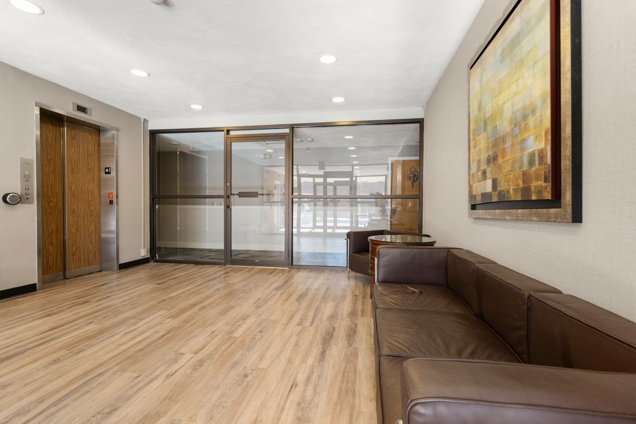 Condominium at 41 Centre St # 204, Brookline MA 02446, Brookline, photo 10 of 17