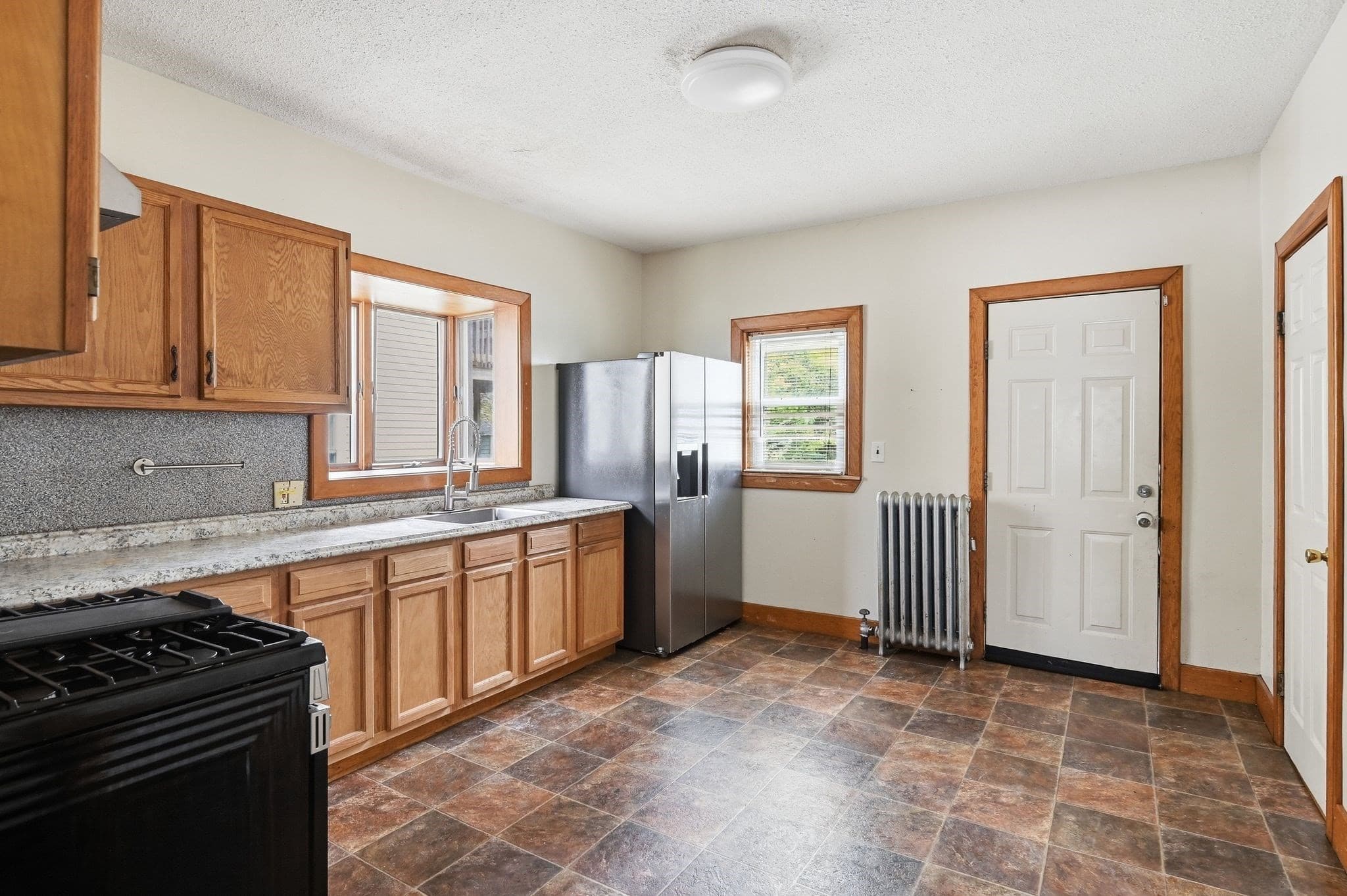 Single Family Residence at 54 Commonwealth Ave, Springfield MA 01108, Springfield, photo 17 of 42
