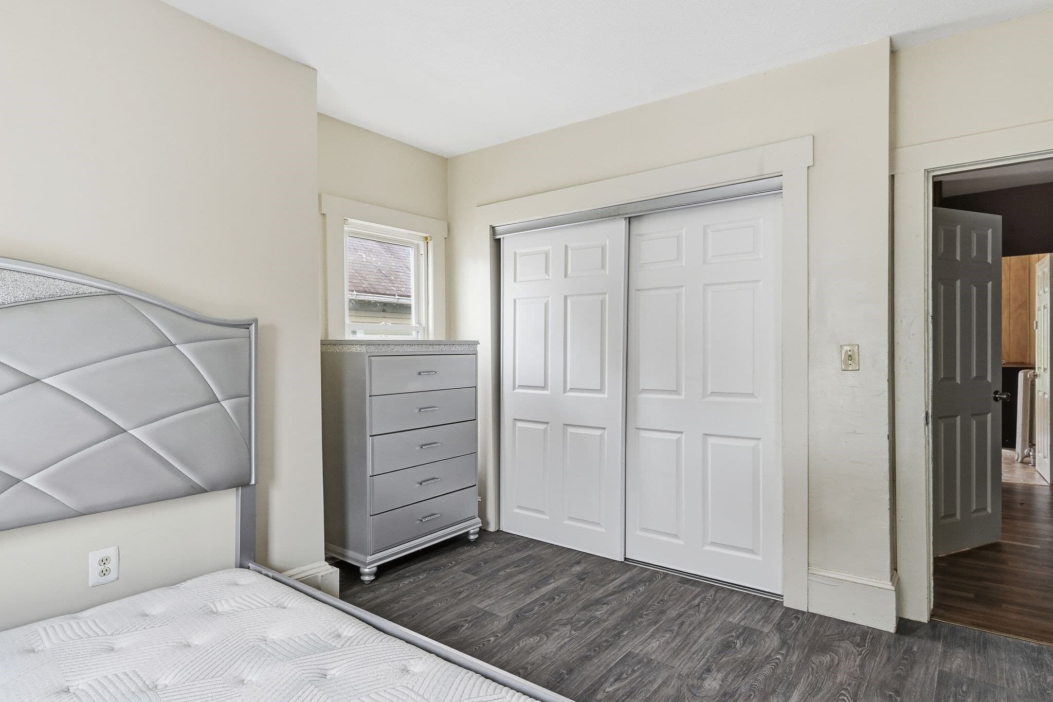 Single Family Residence at 54 Commonwealth Ave, Springfield MA 01108, Springfield, photo 26 of 42