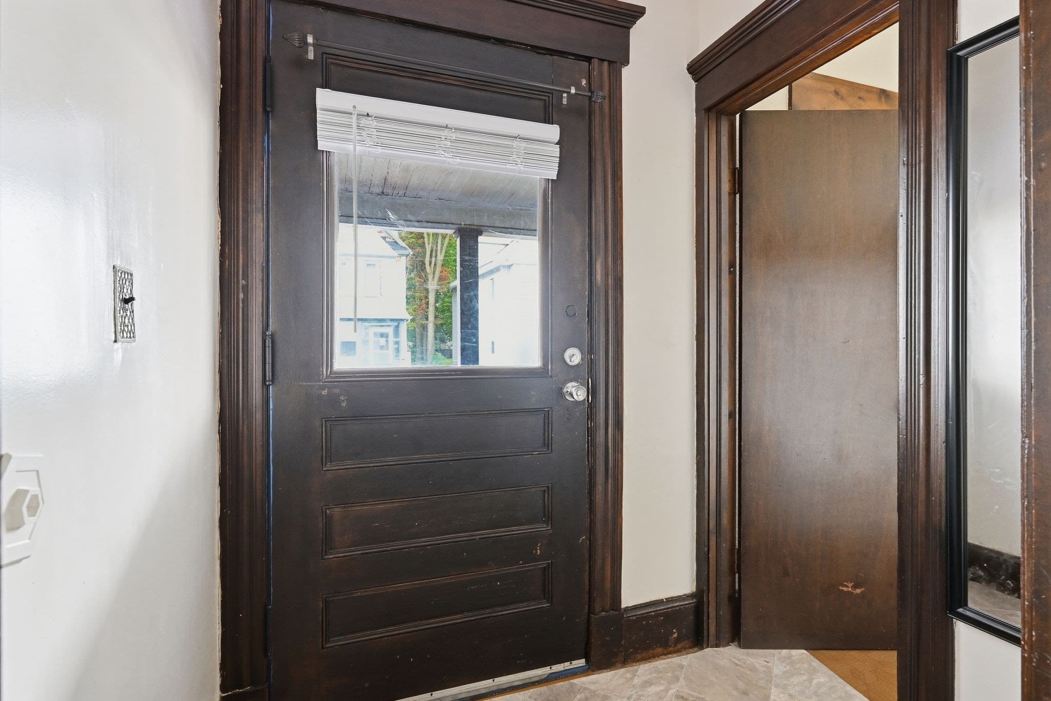 Single Family Residence at 54 Commonwealth Ave, Springfield MA 01108, Springfield, photo 5 of 42