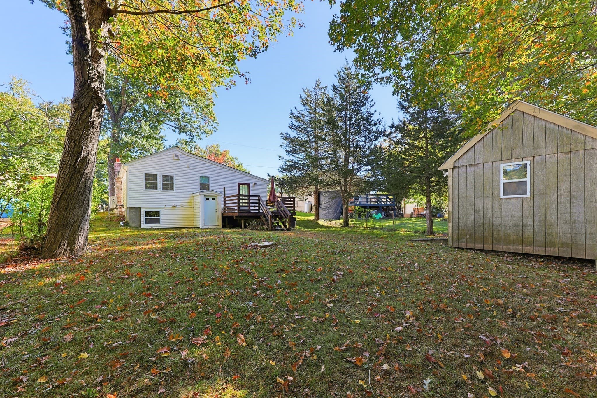 Single Family Residence at 116 Lakeshore Dr, Blackstone MA 01504, Blackstone, photo 28 of 31