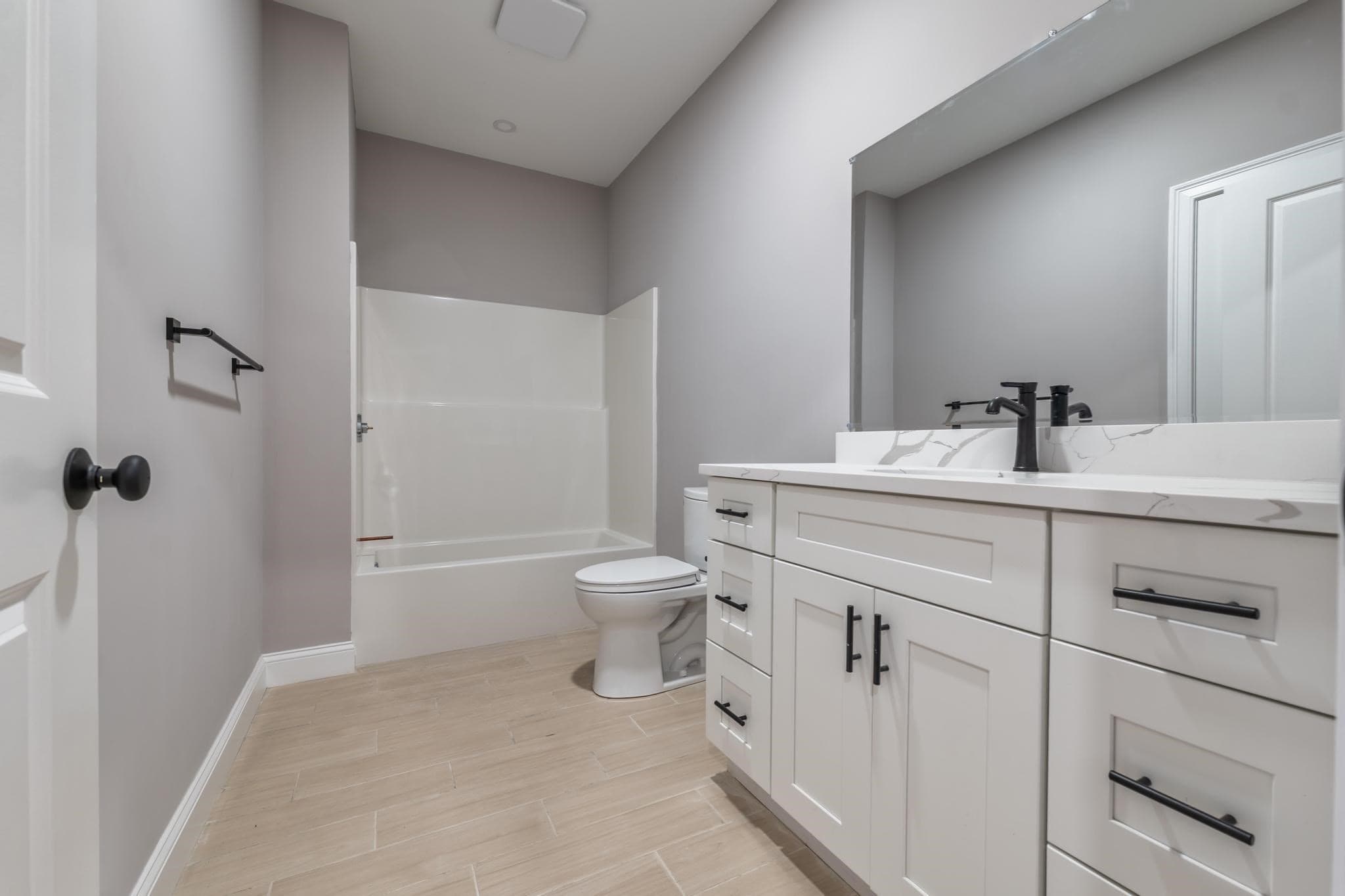 Condominium at 362 High Street # 362, Fall River MA 02720, Fall River, photo 26 of 38