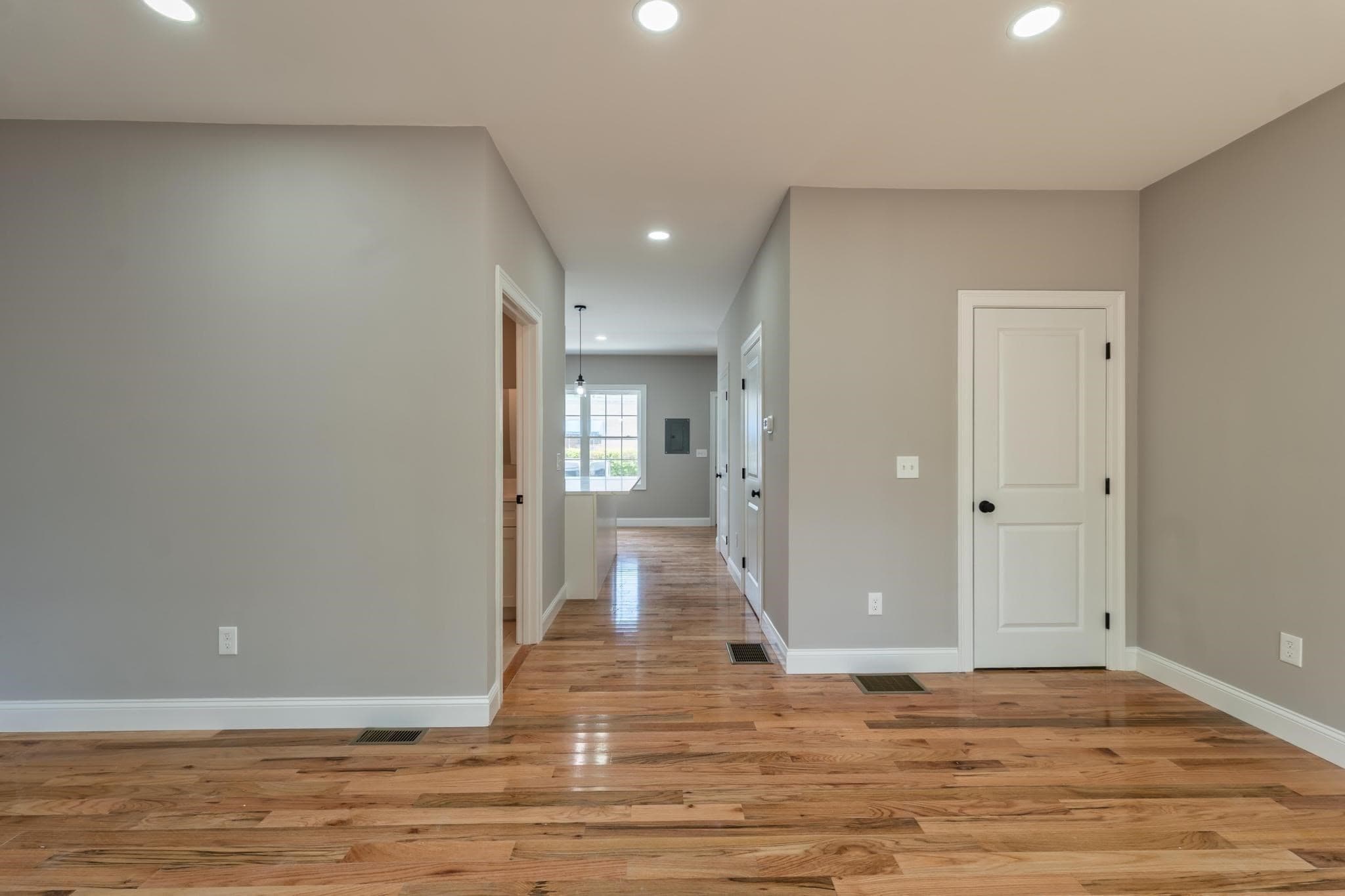 Condominium at 364 High Street # 364, Fall River MA 02720, Fall River, photo 16 of 37